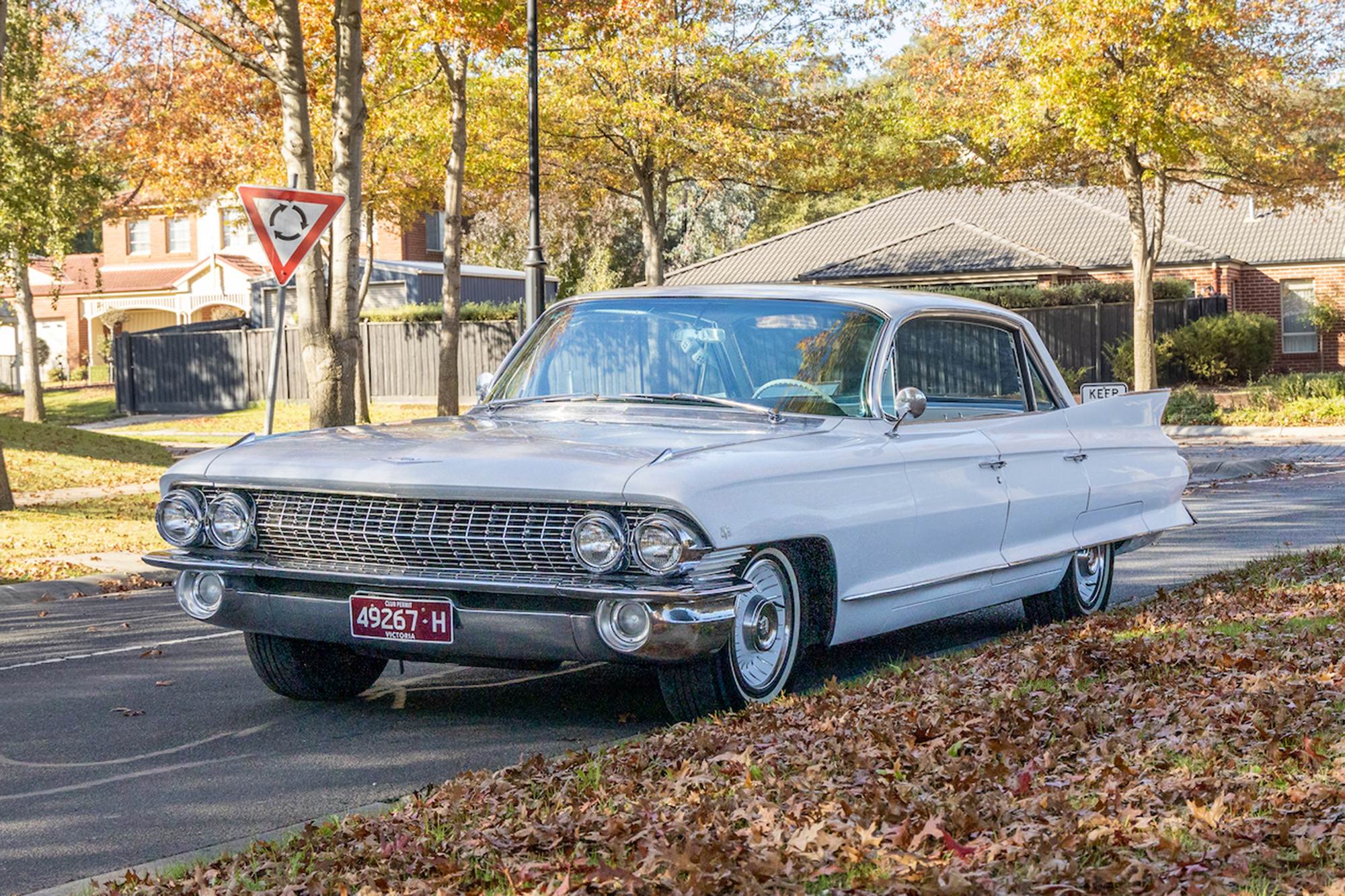 1961 CADILLAC DEVILLE