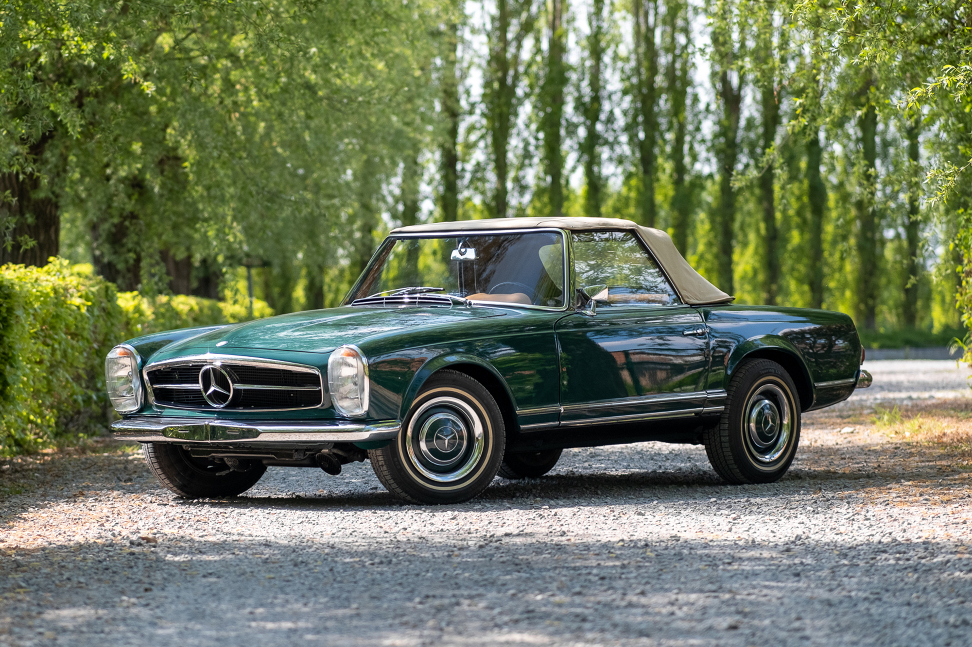 1967 MERCEDES-BENZ 250 SL PAGODA - ZF 5-SPEED