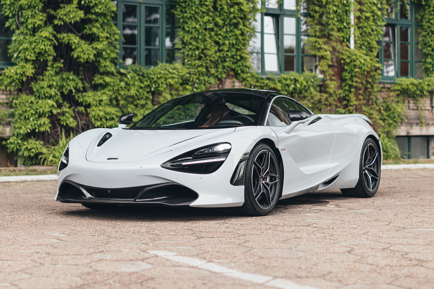 2017 MCLAREN 720S - VAT Q