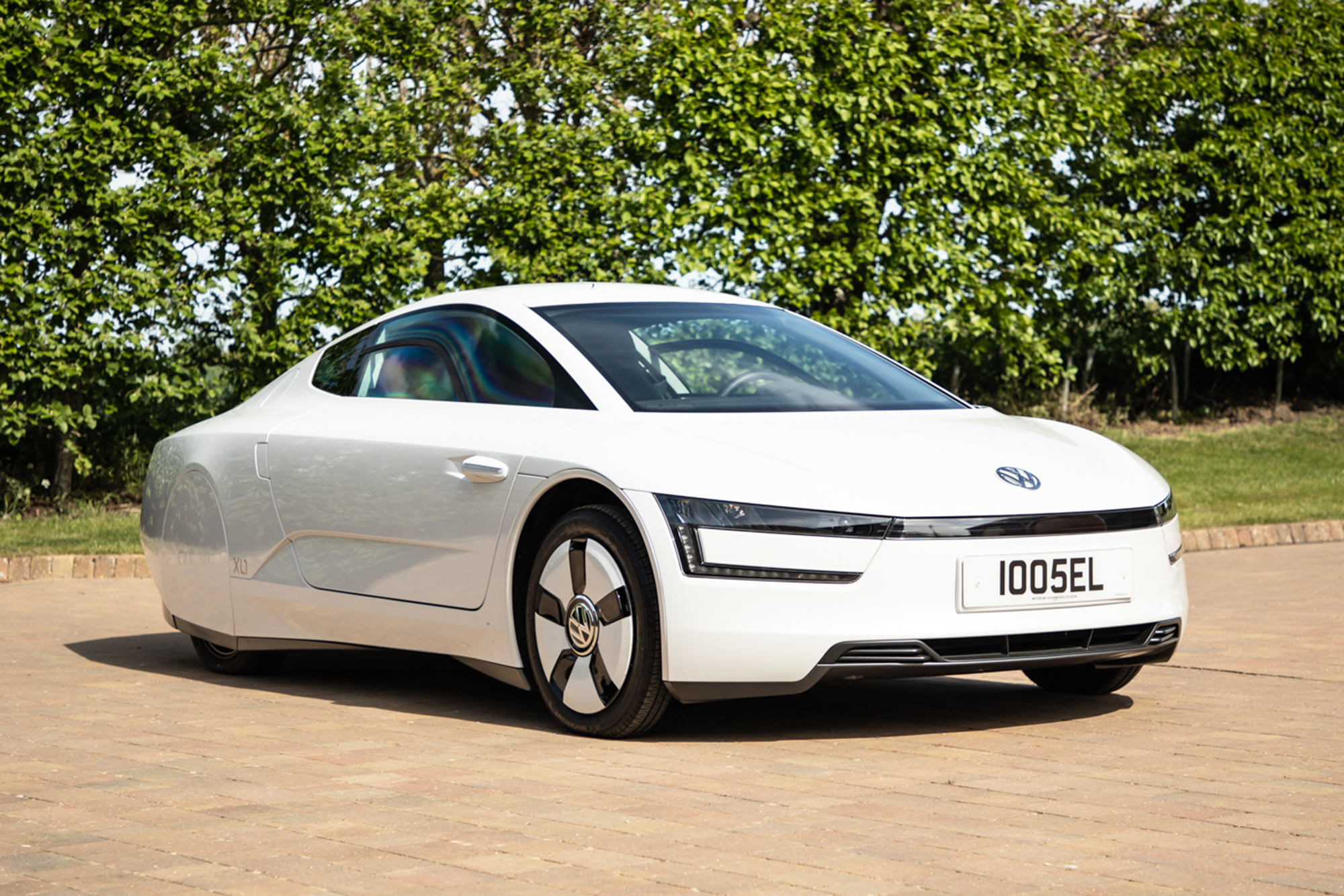 2015 VOLKSWAGEN XL1 - 150 MILES