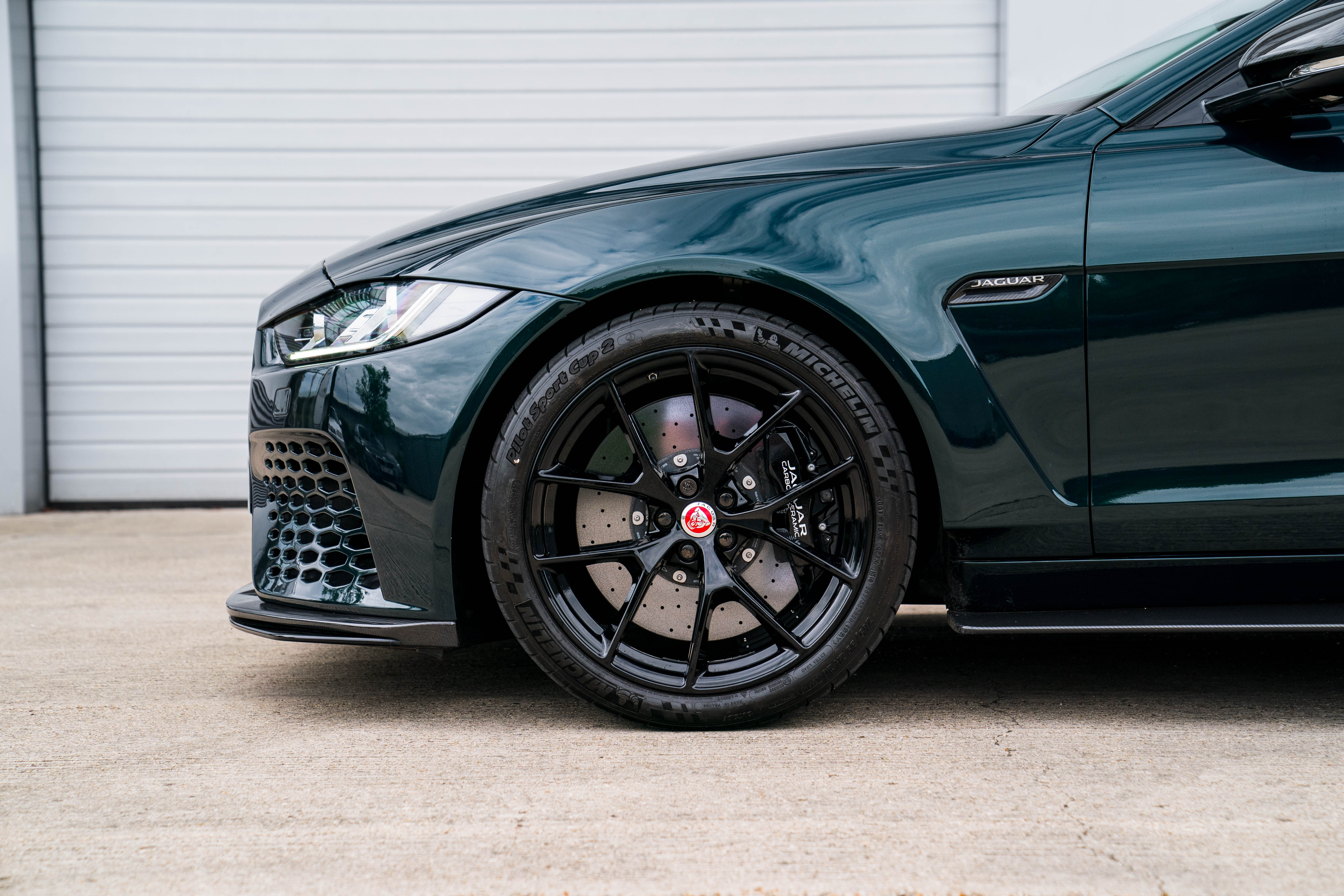2019-jaguar-xe-sv-project-8