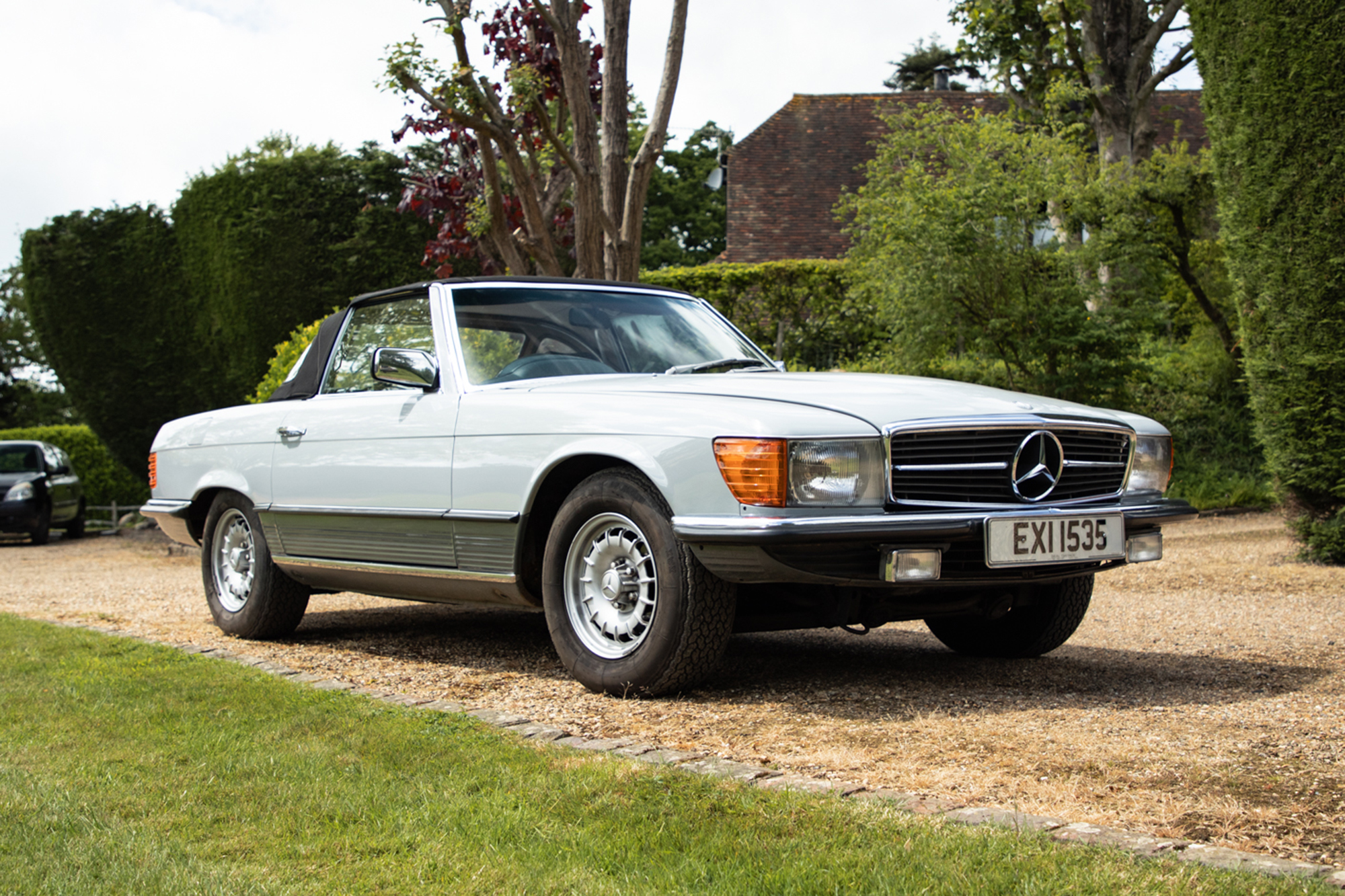 1984 MERCEDES-BENZ (R107) 380 SL