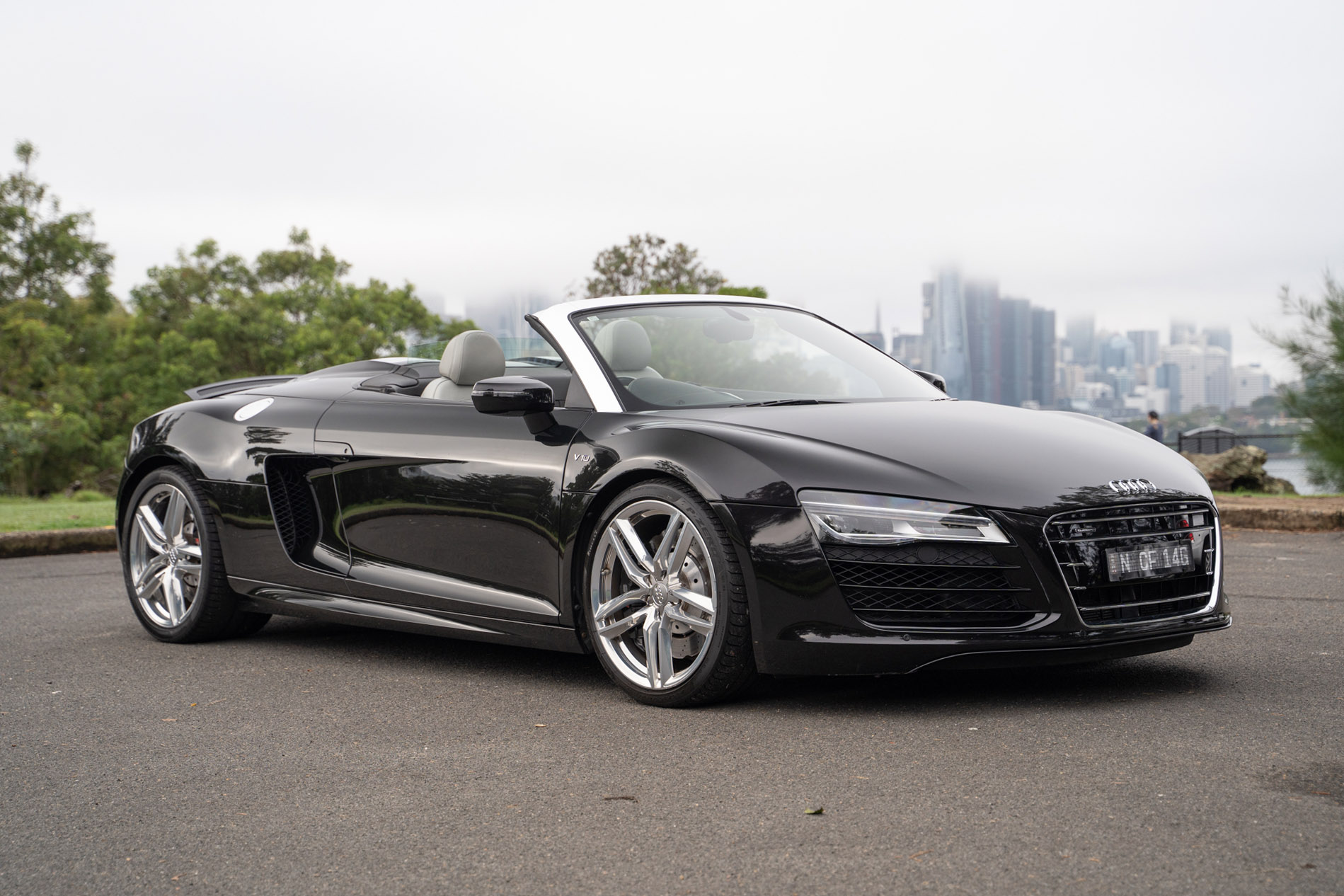 2013 AUDI R8 V10 SPYDER