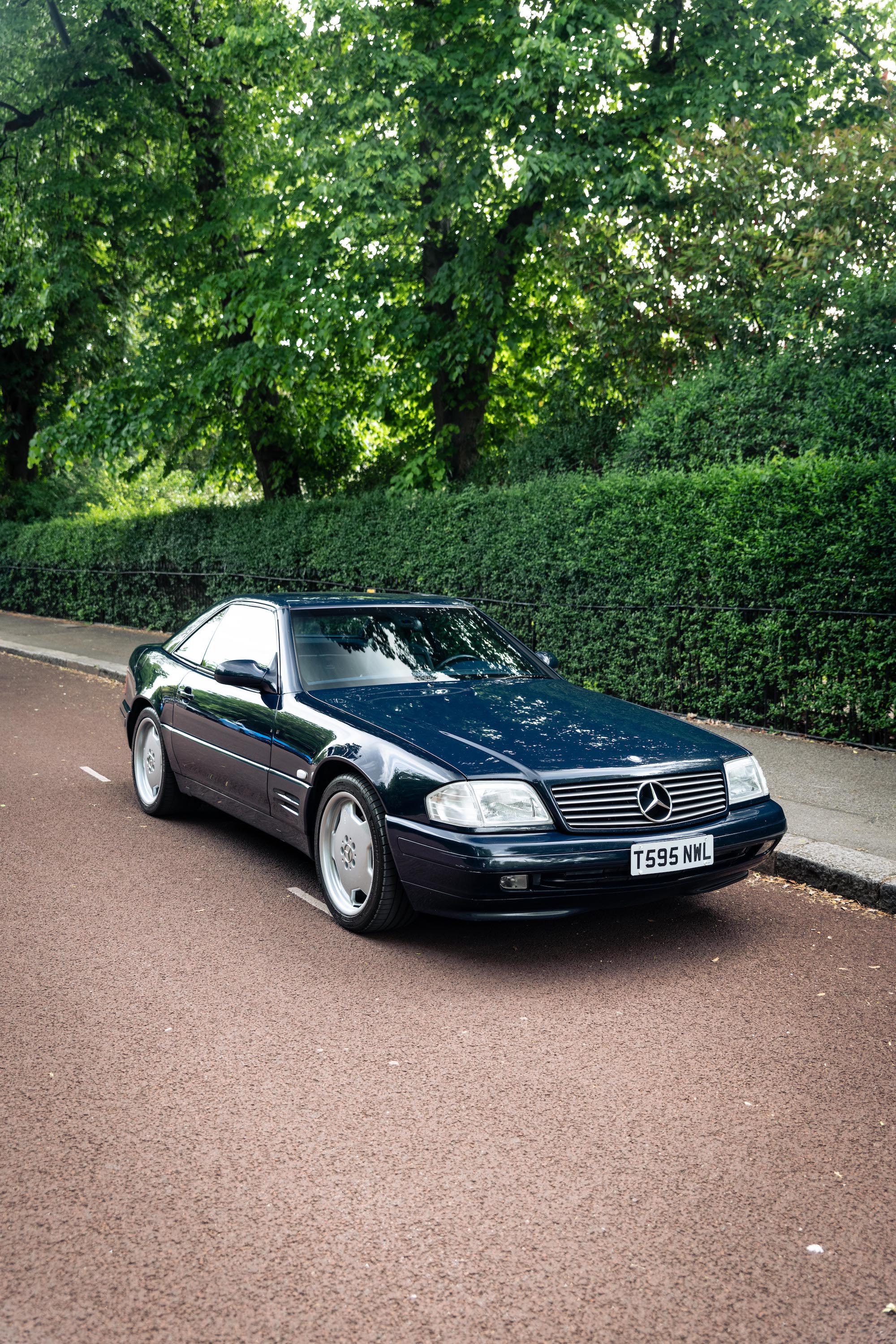 1999 MERCEDES-BENZ (R129) SL 280