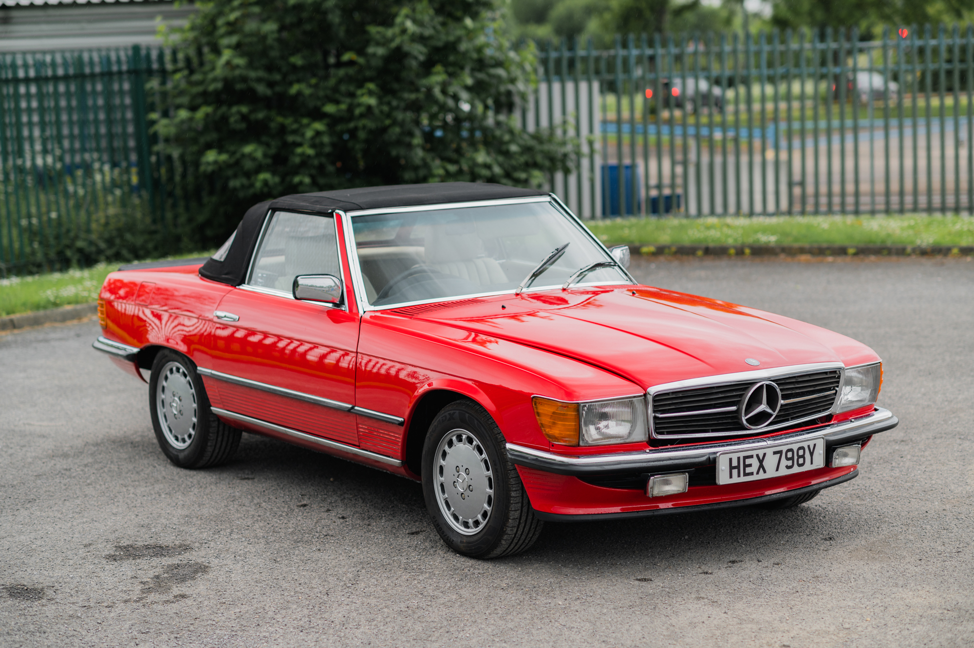 1982 MERCEDES-BENZ (R107) 500SL