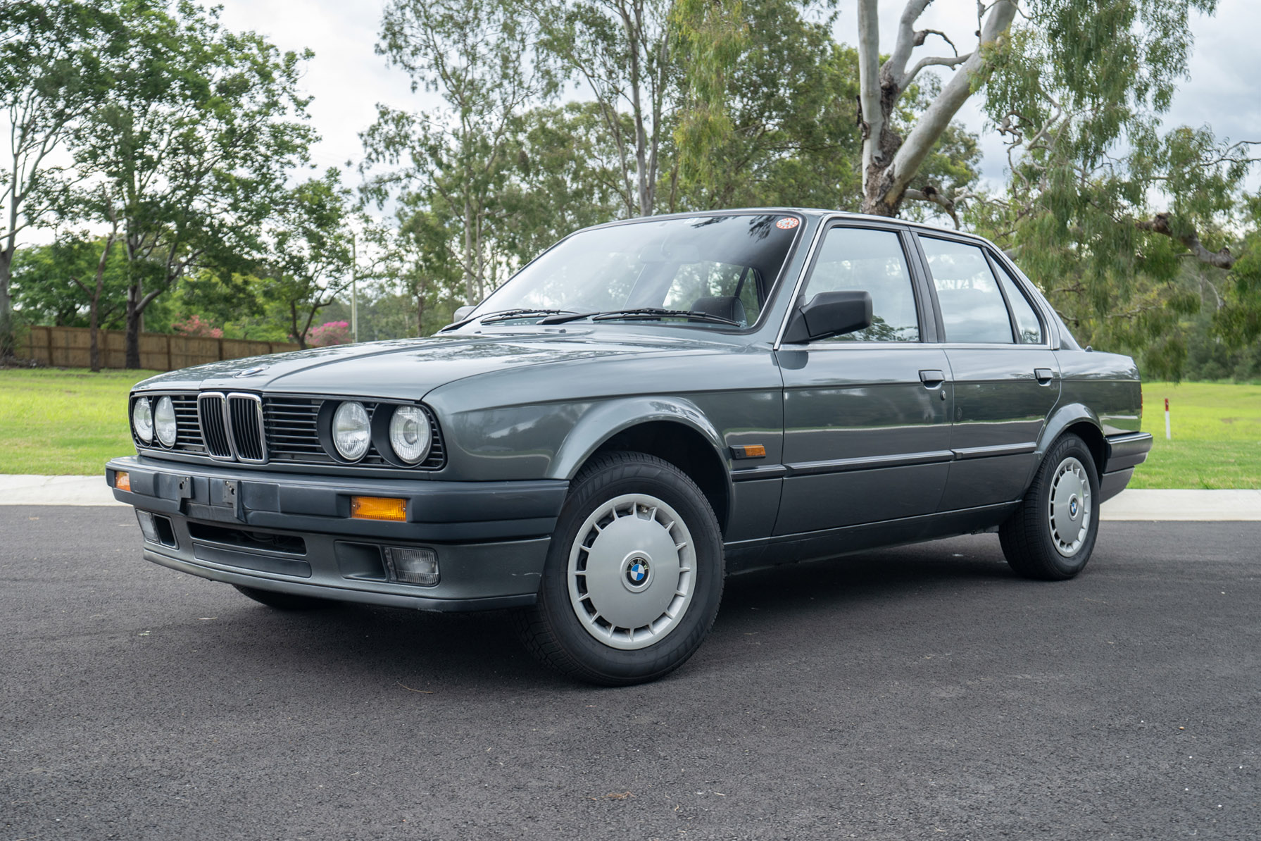 1990 BMW (E30) 318i - 47,309 KM