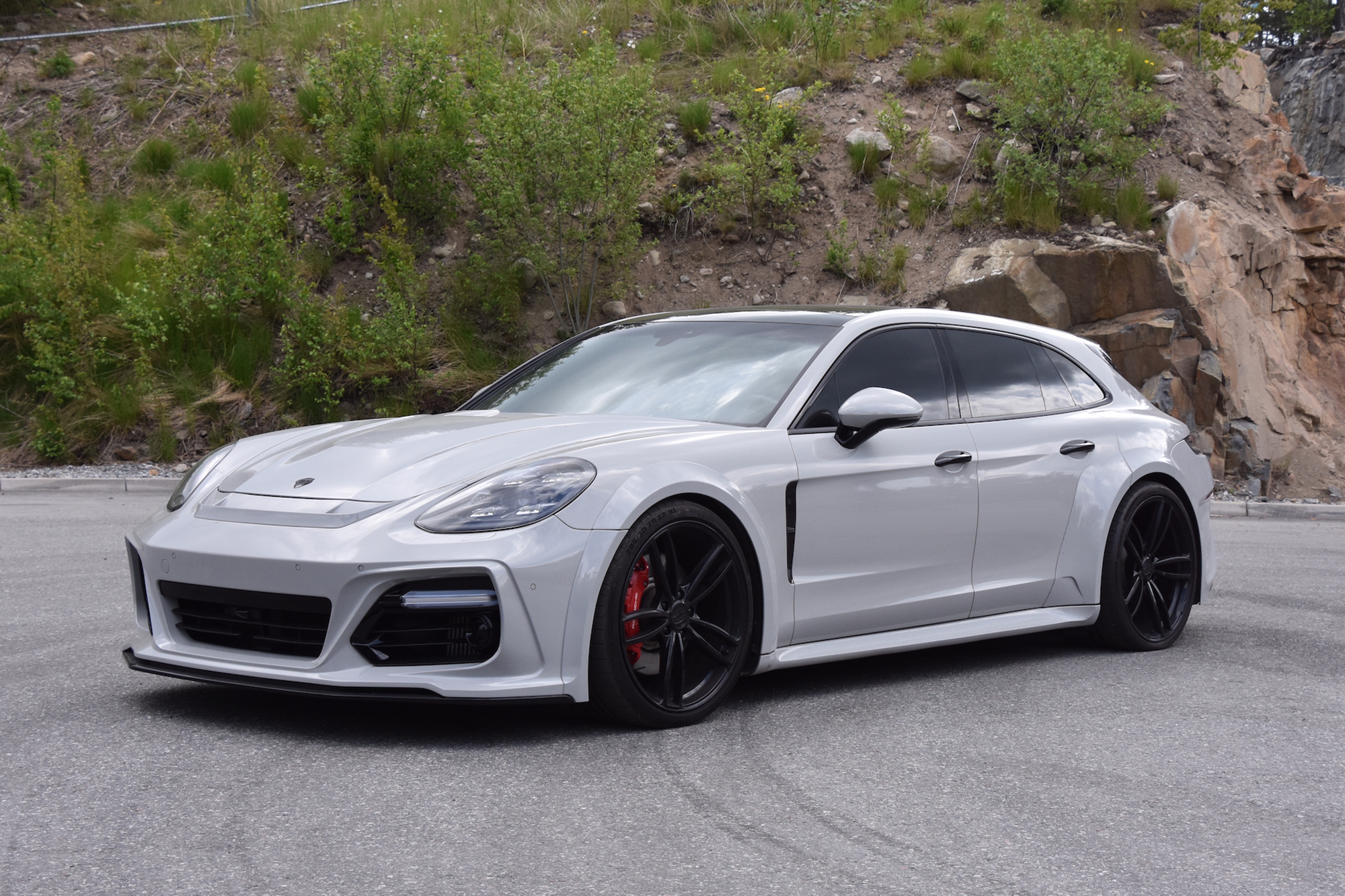 2018 PORSCHE PANAMERA GTS SPORT TURISMO – TECHART GRAND GT