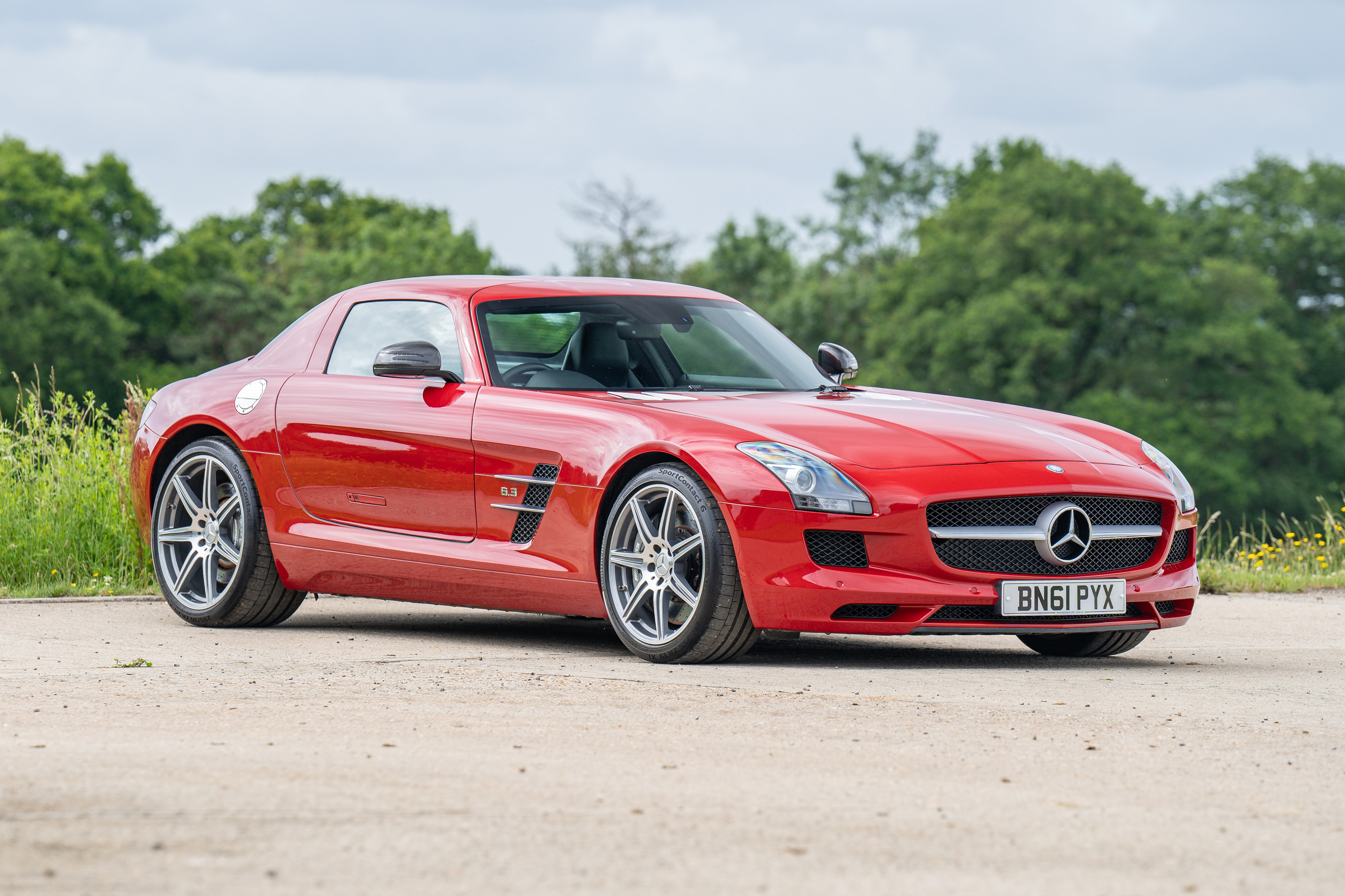 2011 MERCEDES-BENZ SLS AMG