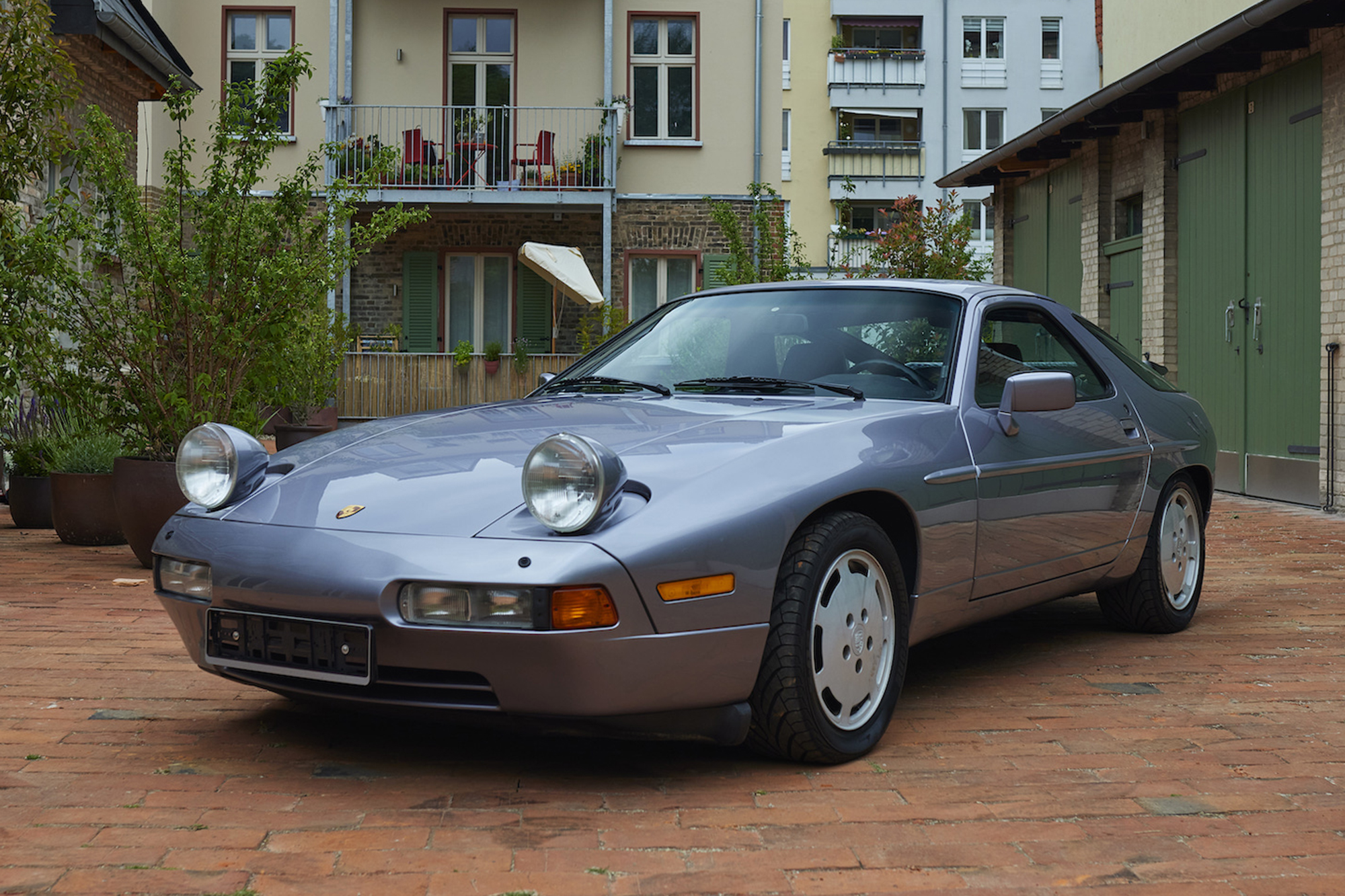 1987 PORSCHE 928 S4 - 11,044 MILES