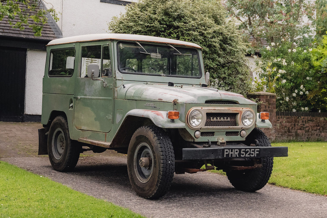 1968 TOYOTA FJ40 LAND CRUISER