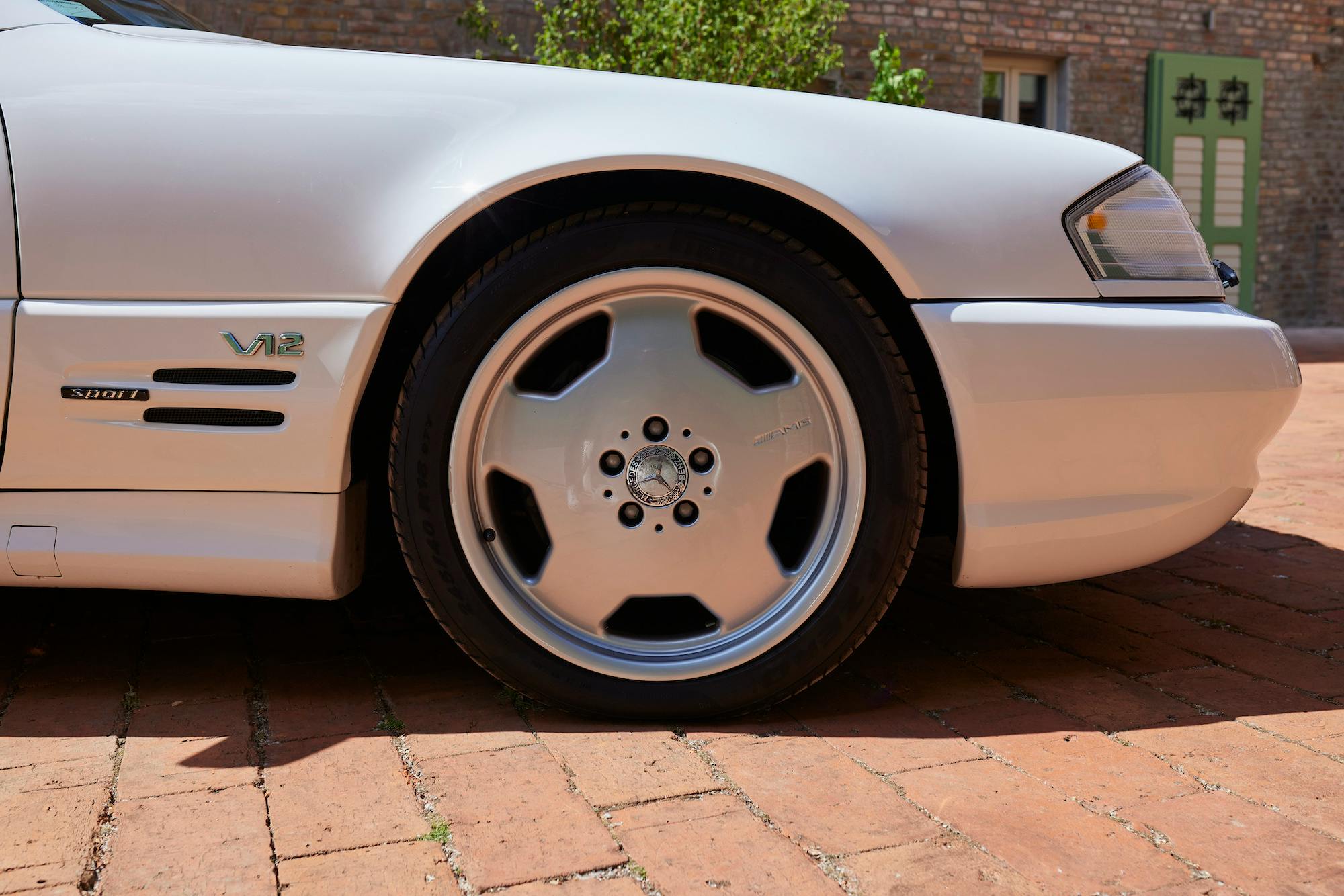 1996 MERCEDES-BENZ (R129) SL600