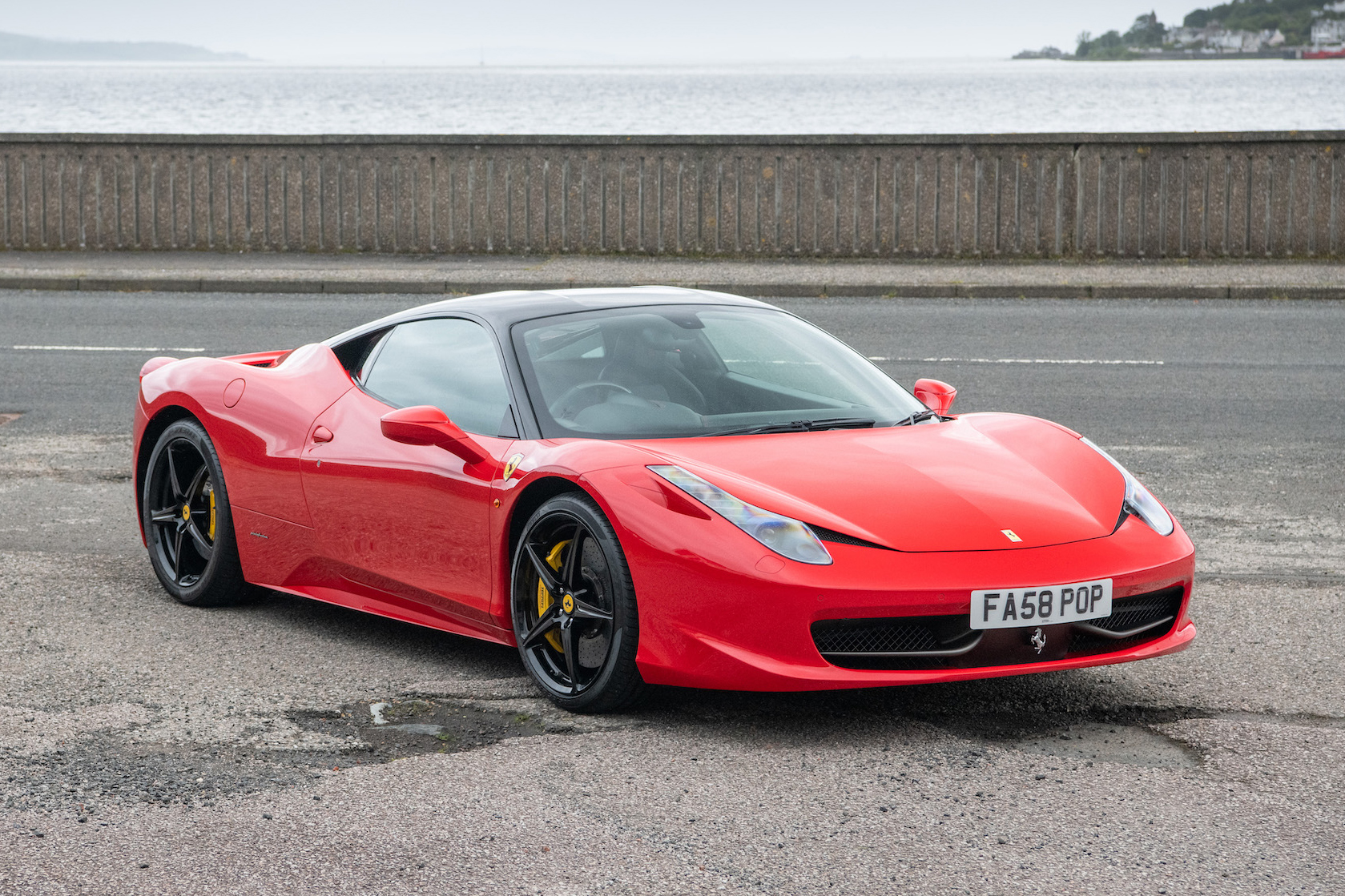 2012 FERRARI 458 ITALIA - 7,707 MILES