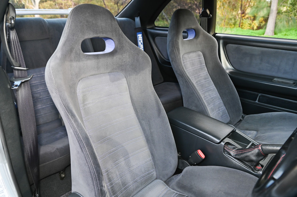 R33 Interior Rear Nissan Skyline R33 Interior