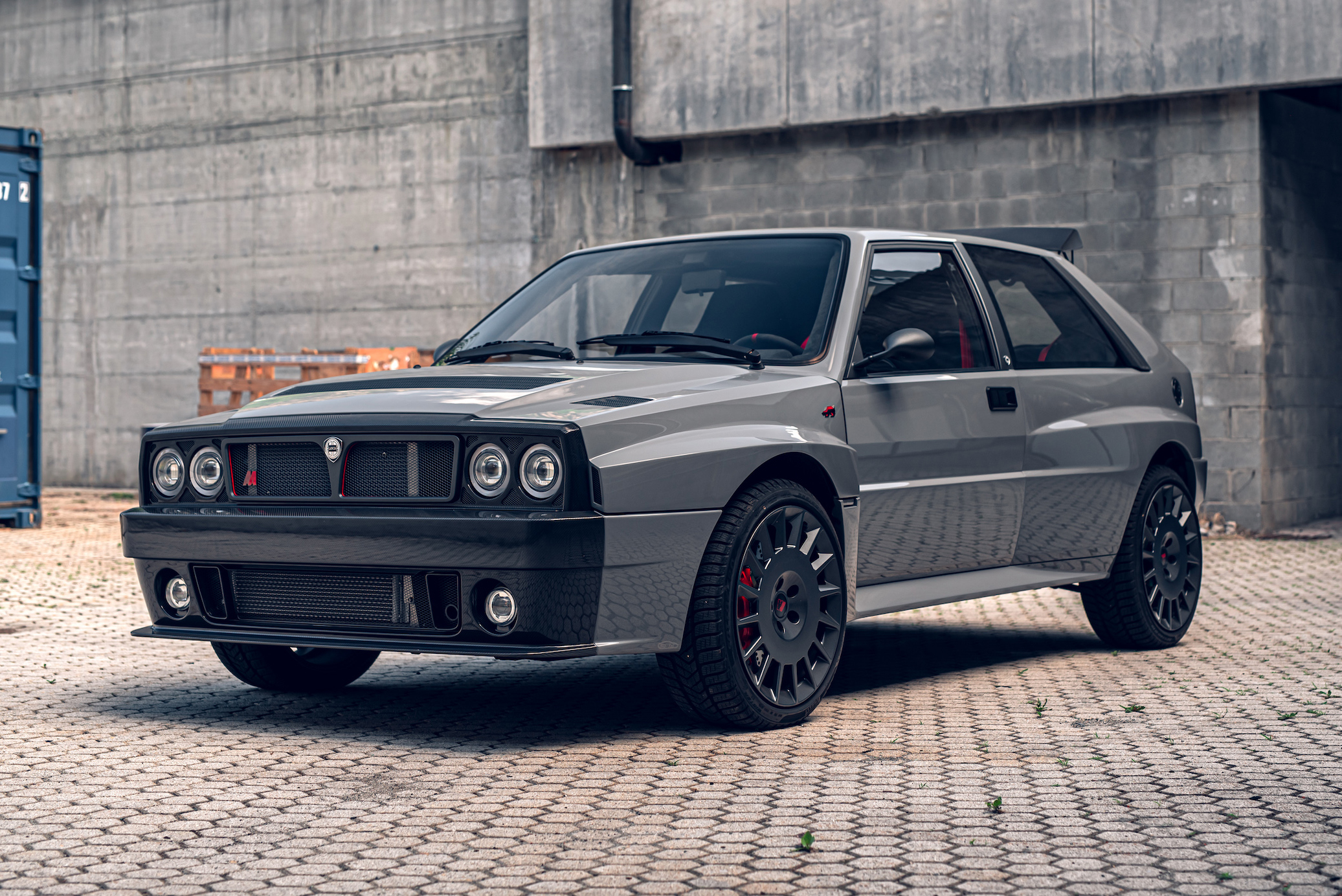 1992 LANCIA DELTA FUTURISTA BY AUTOMOBILI AMOS