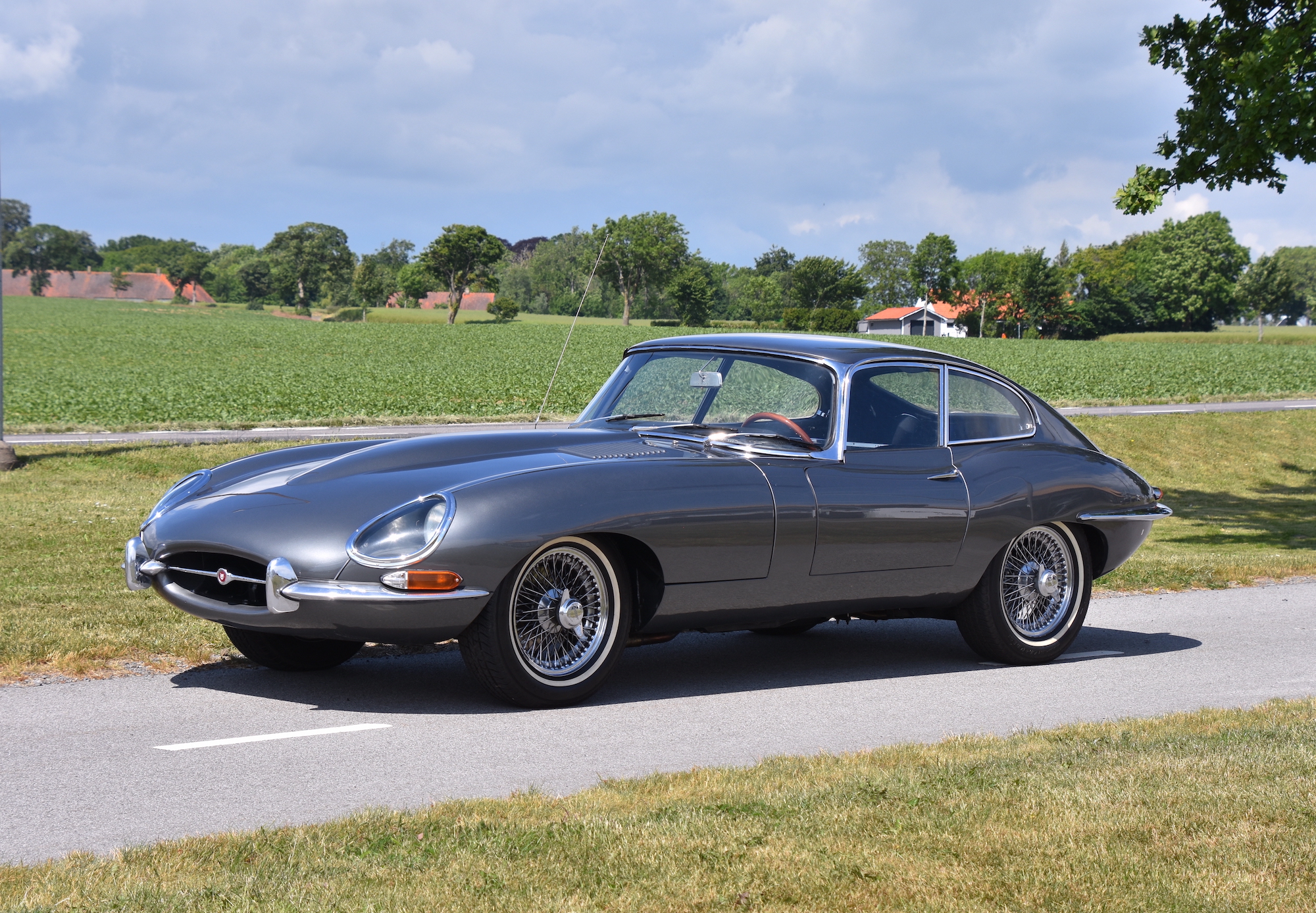 1965 JAGUAR E-TYPE SERIES 1 4.2 FHC