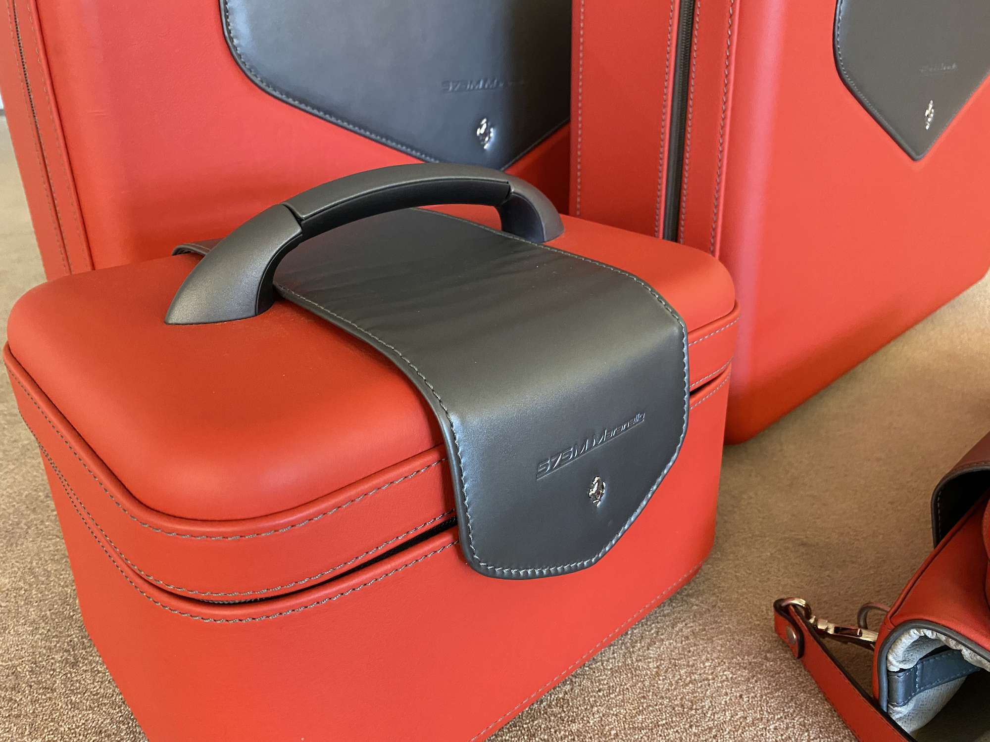 ferrari 575 luggage