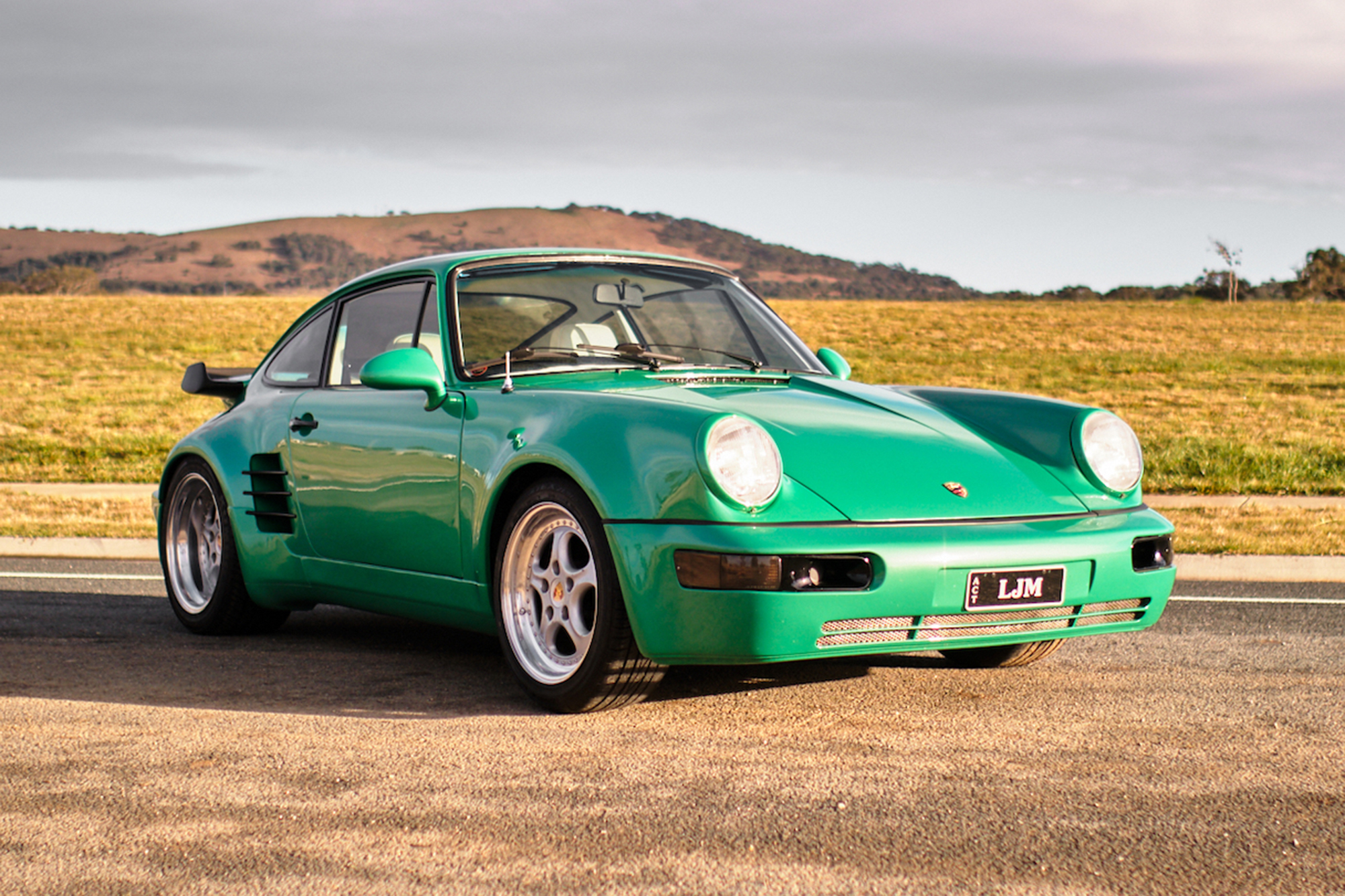 1975 PORSCHE 911 - 964 STYLING