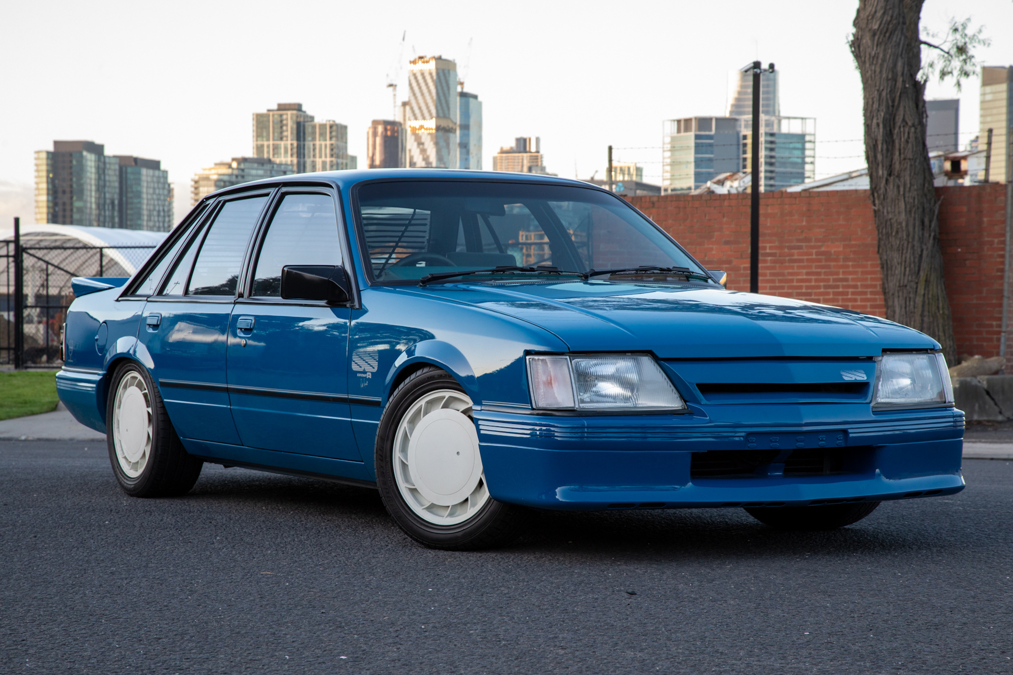 1985 HOLDEN COMMODORE SS VK GROUP A - PETER BROCK 'BLUE MEANIE'