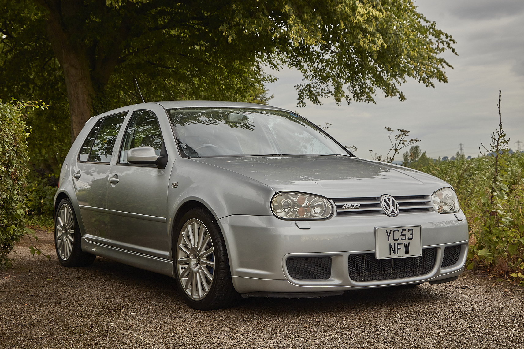 2003 VOLKSWAGEN GOLF (MK4) R32