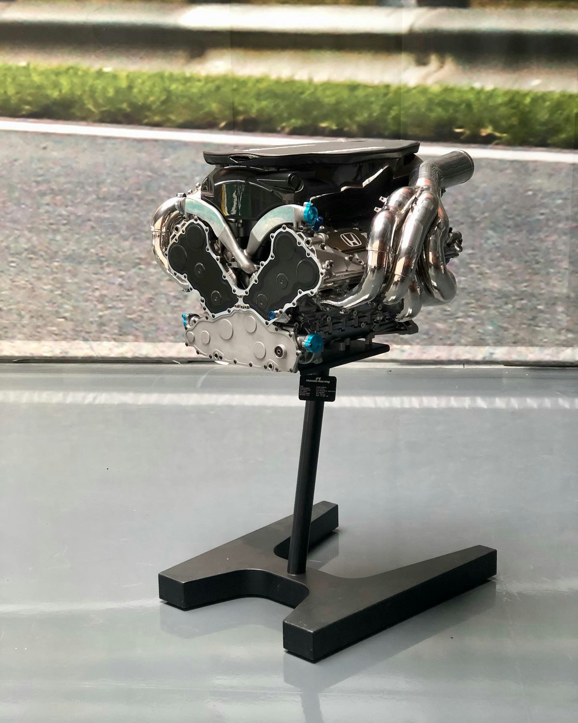 2001 HONDA RA00E V10 F1 ENGINE BLOCK