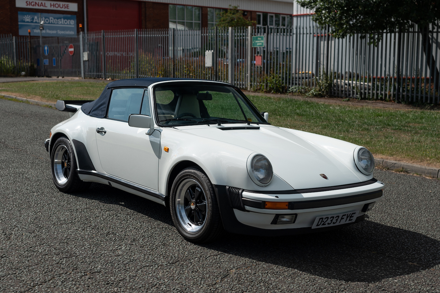 1986 PORSCHE 911 CARRERA 3.2 SUPER SPORT CABRIOLET