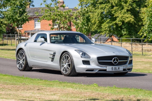 2011 MERCEDES-BENZ SLS AMG