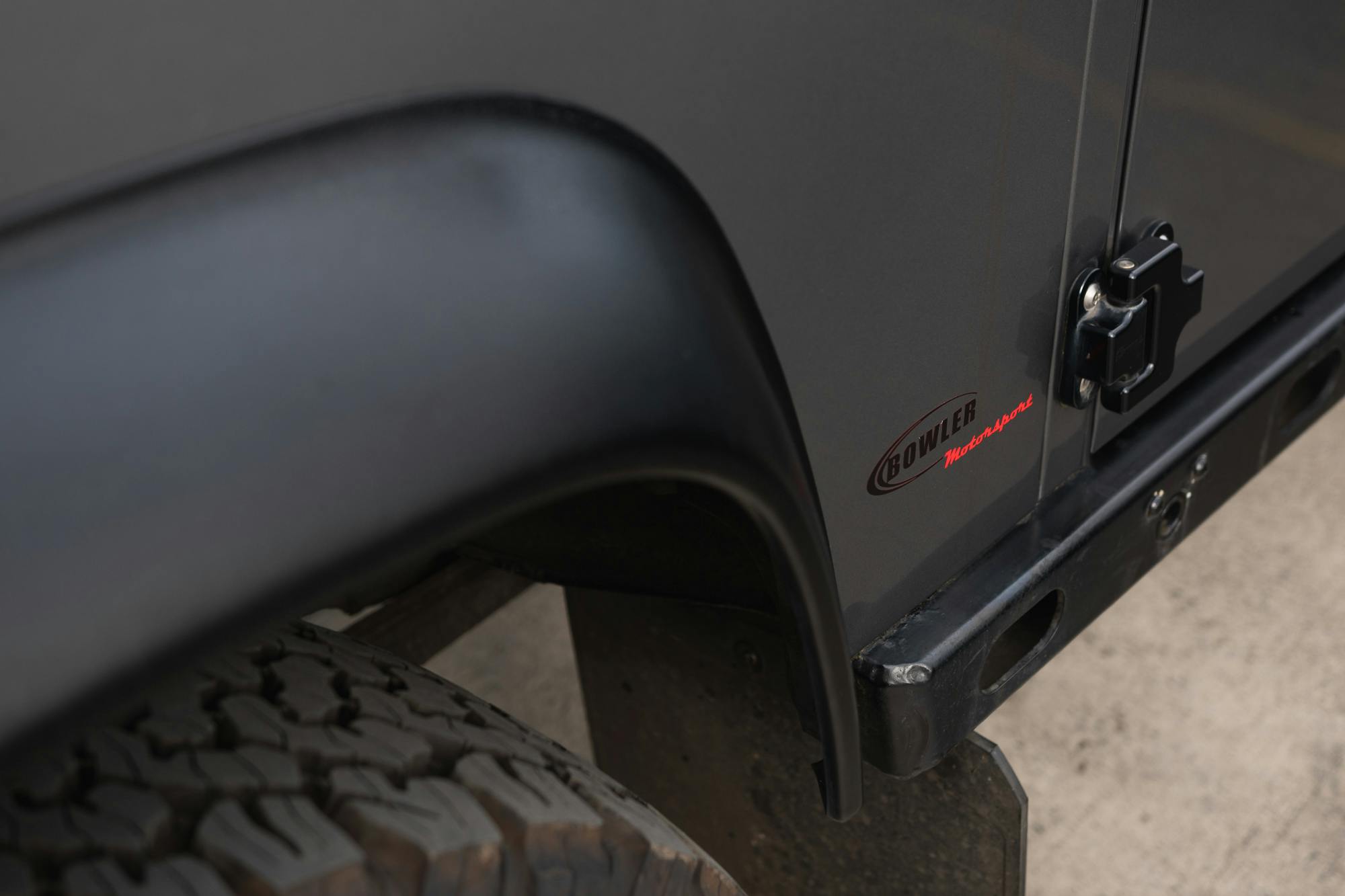 2014 LAND ROVER DEFENDER 90 HARD TOP 'BOWLER'