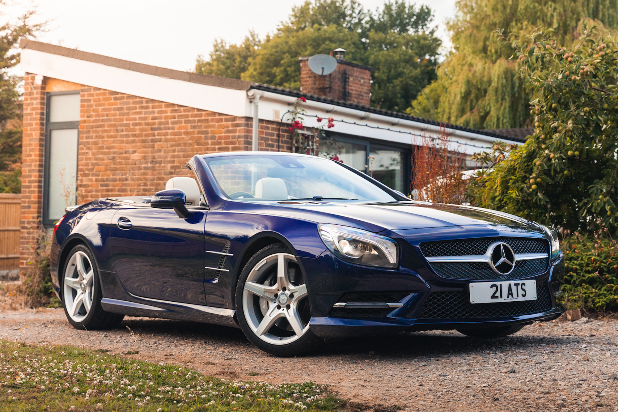 2015 MERCEDES-BENZ (R231) SL400 AMG SPORT