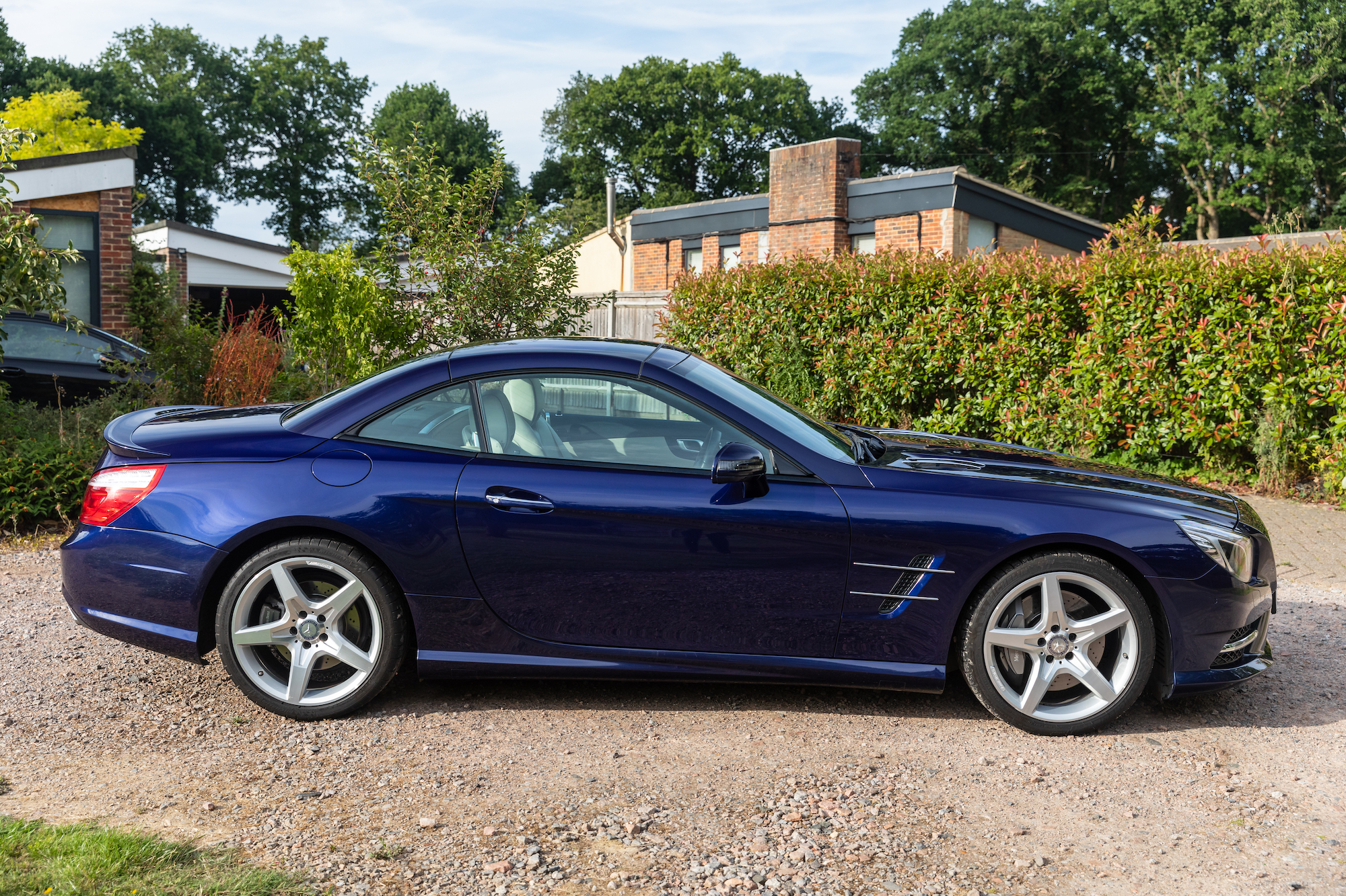 2015 MERCEDES-BENZ (R231) SL400 AMG SPORT