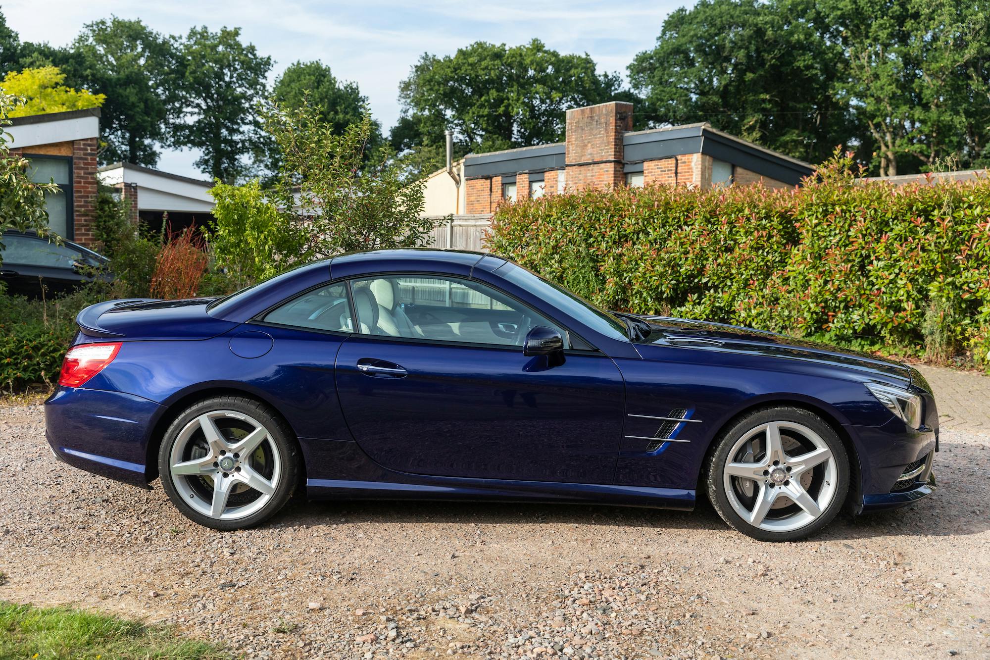 2015 MERCEDES-BENZ (R231) SL400 AMG SPORT