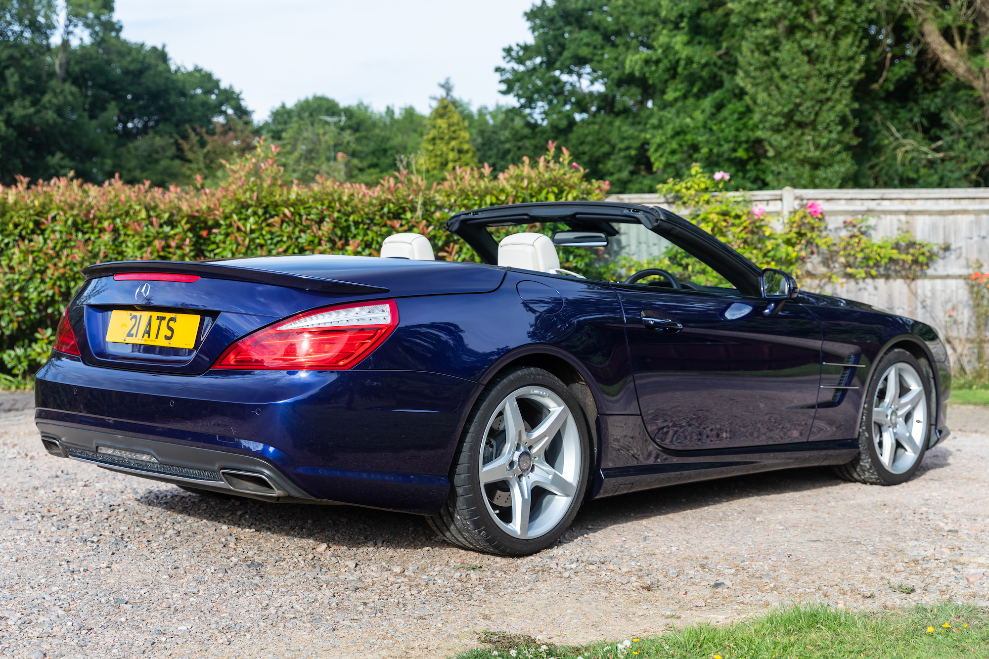 2015 MERCEDES-BENZ (R231) SL400 AMG SPORT