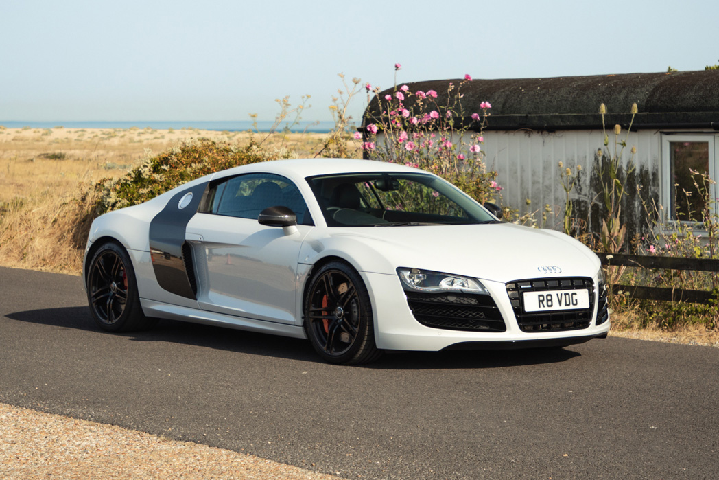 2012 AUDI R8 V10