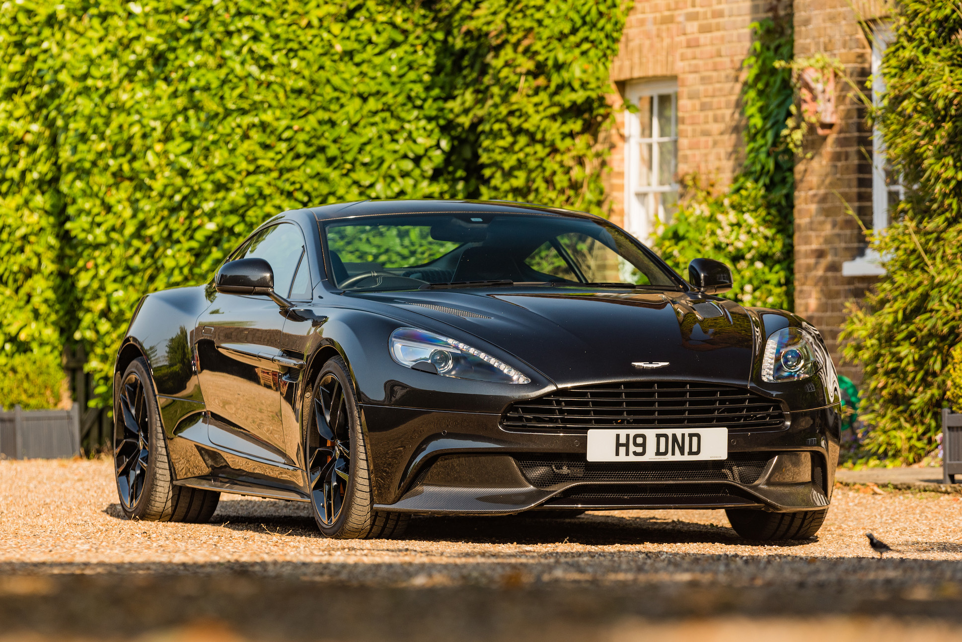 2016 ASTON MARTIN VANQUISH