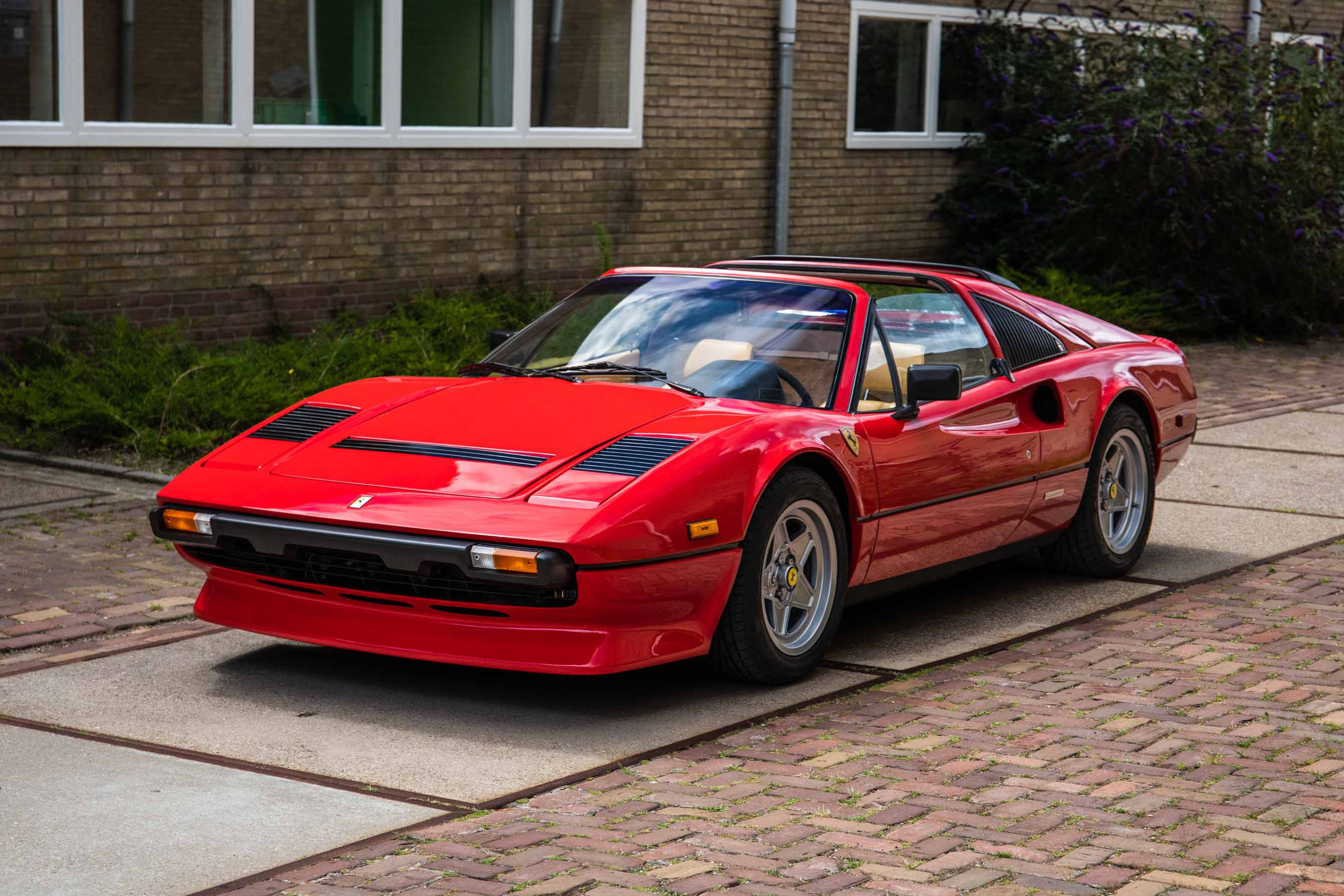 1984 FERRARI 308 GTSI QV