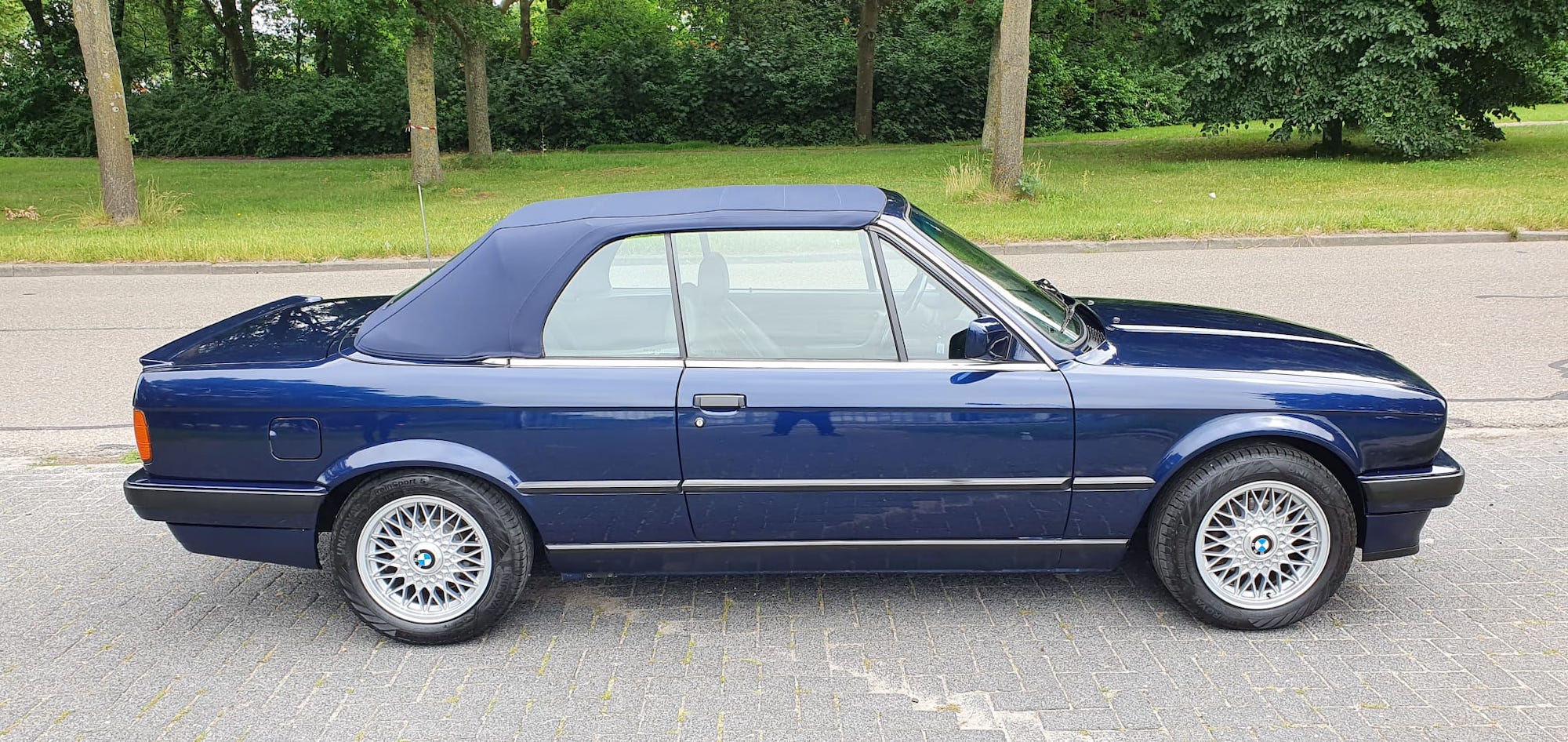 1992 BMW (E30) 318I CONVERTIBLE for sale by auction in Almere ...