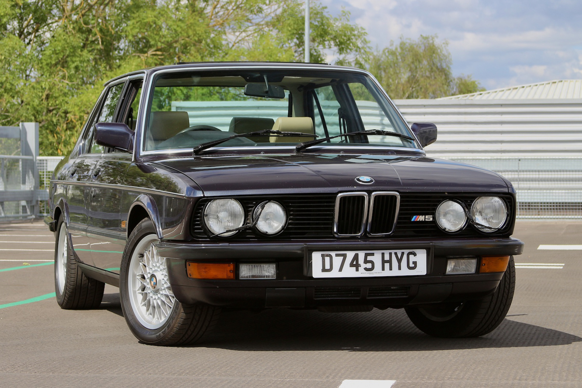 1986 BMW (E28) M5