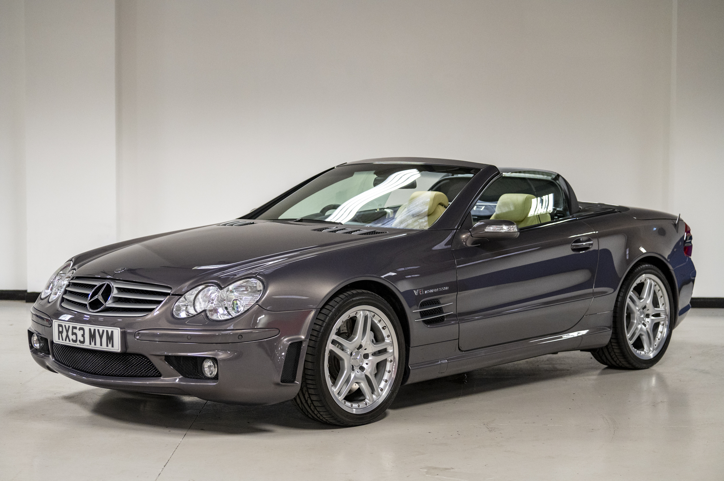 2004 MERCEDES BENZ (R230) SL55 AMG - PEFORMANCE PACK - 1,959 MILES