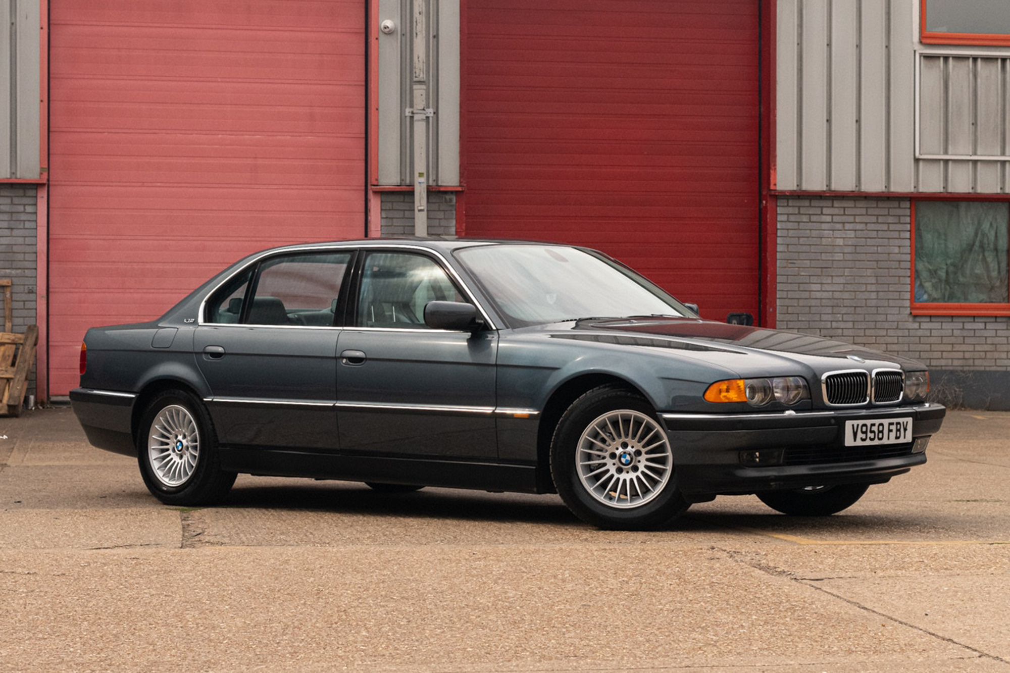 1999 BMW (E38) 750IL