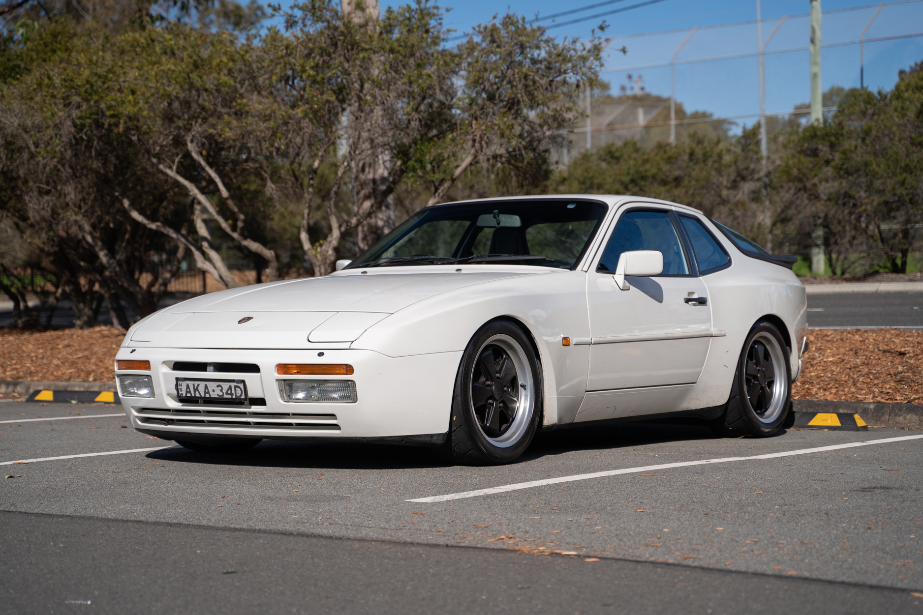 1990 PORSCHE 944 S2