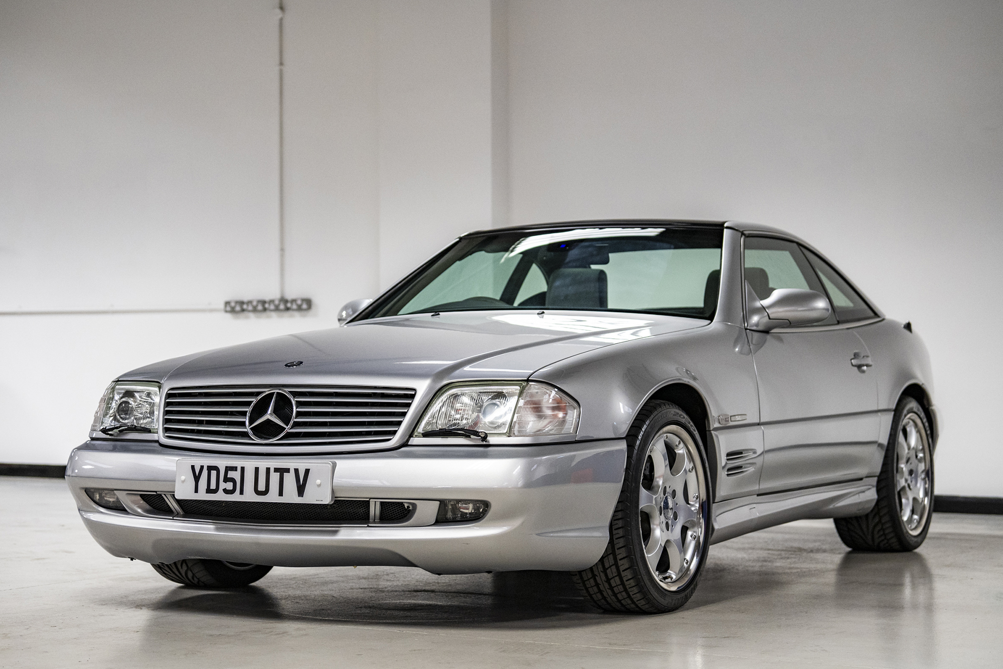 2001 MERCEDES-BENZ (R129) SL 500 'SILVER ARROW' - 6,090 miles