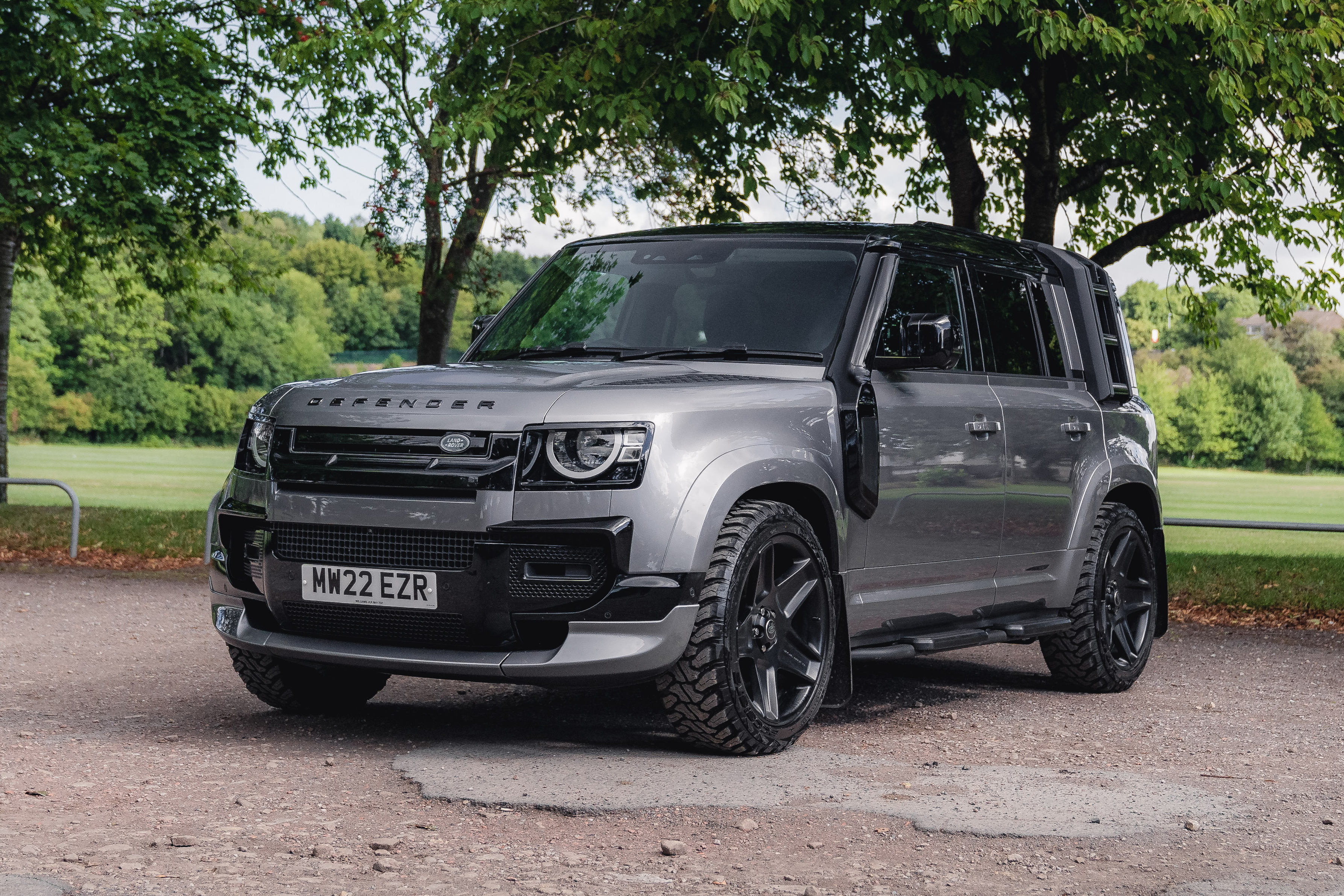 2022 LAND ROVER DEFENDER 110 S P300