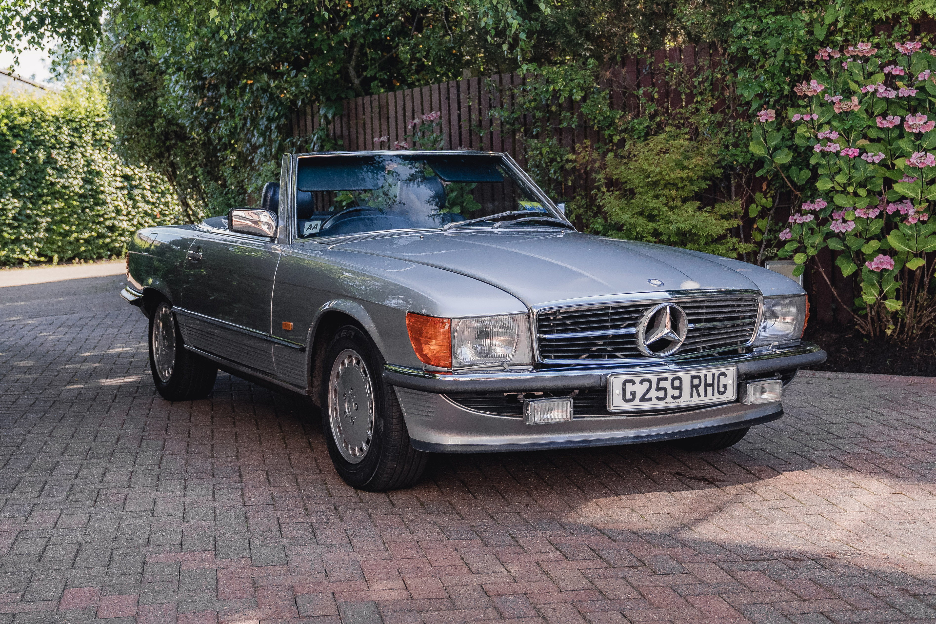 1989 MERCEDES-BENZ (R107) 300 SL