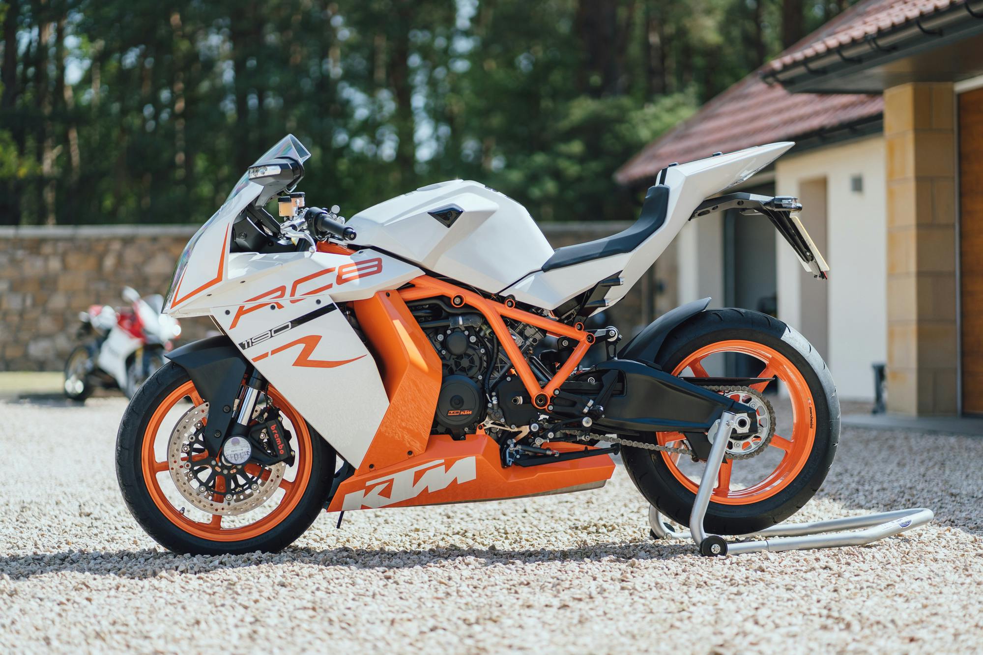 2013 KTM RC8 R