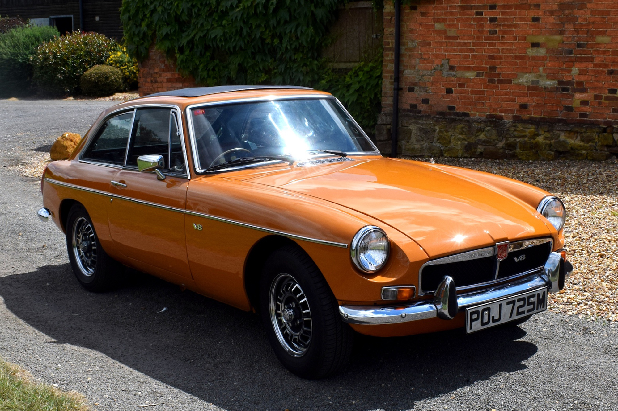 1973 MGB GT V8