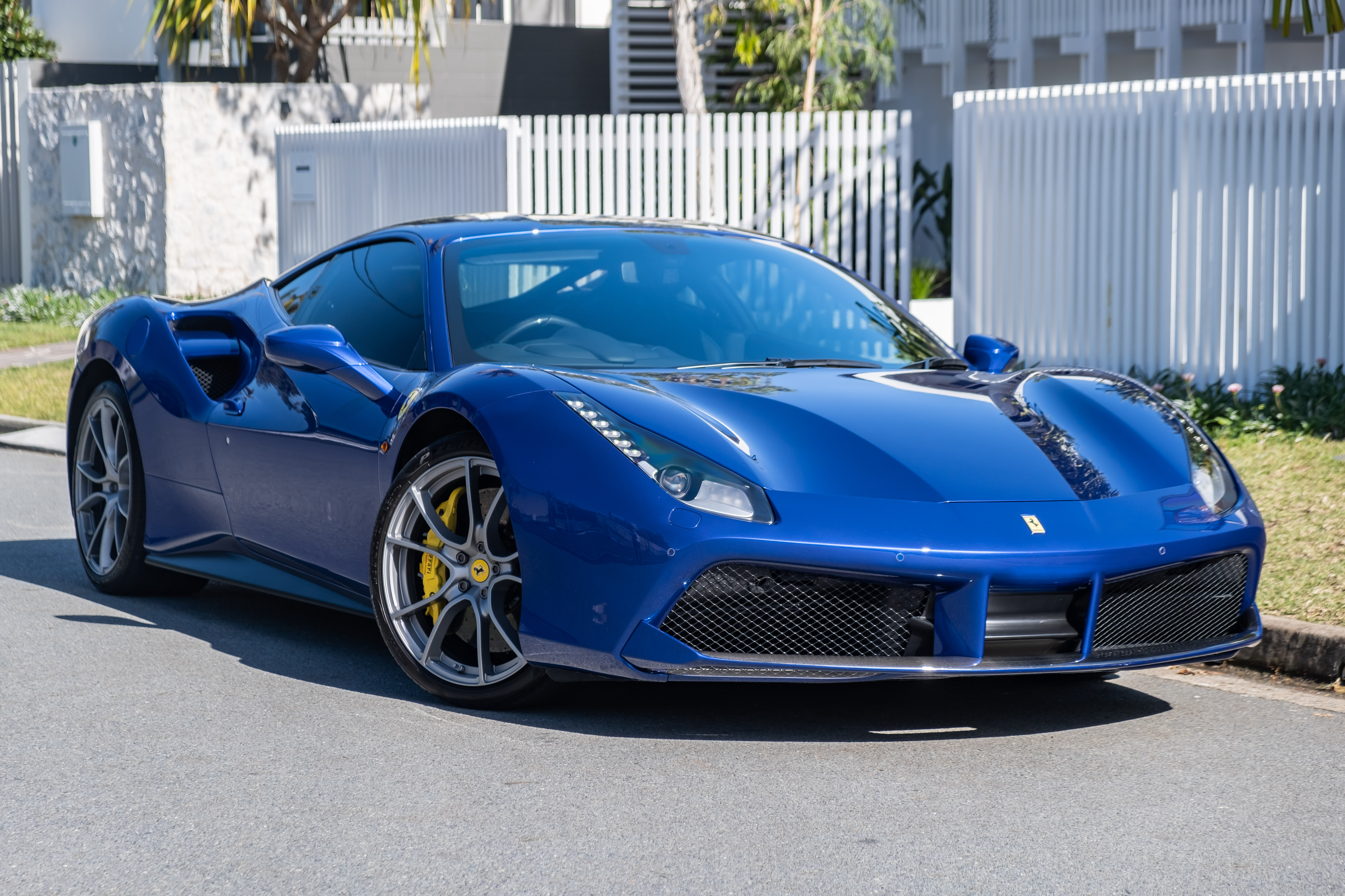 2019 FERRARI 488 GTB