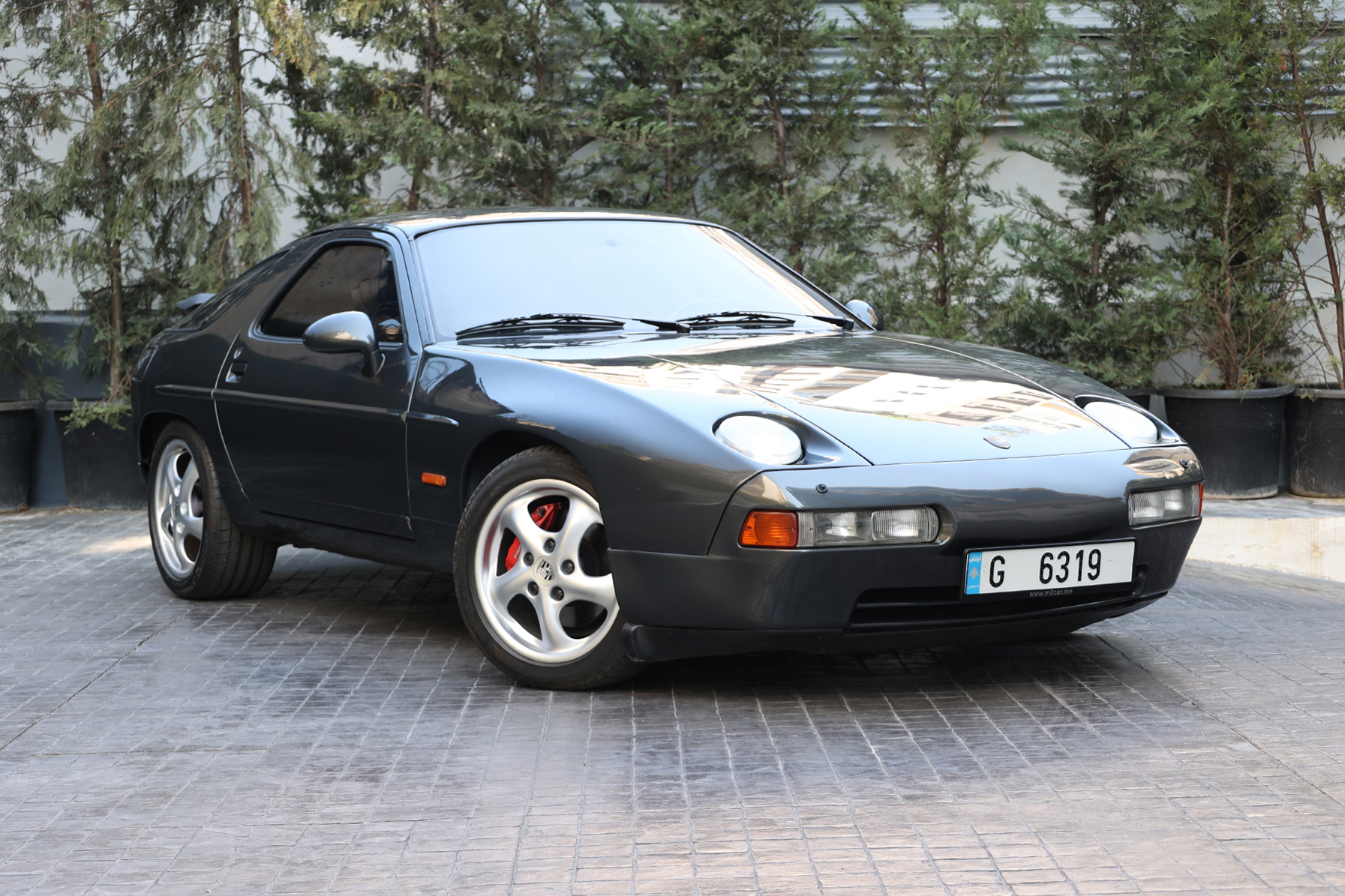 1987 PORSCHE 928 S4