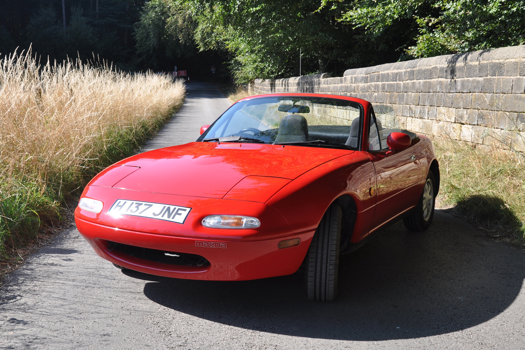 1990 MAZDA MX-5 - 37,582 MILES