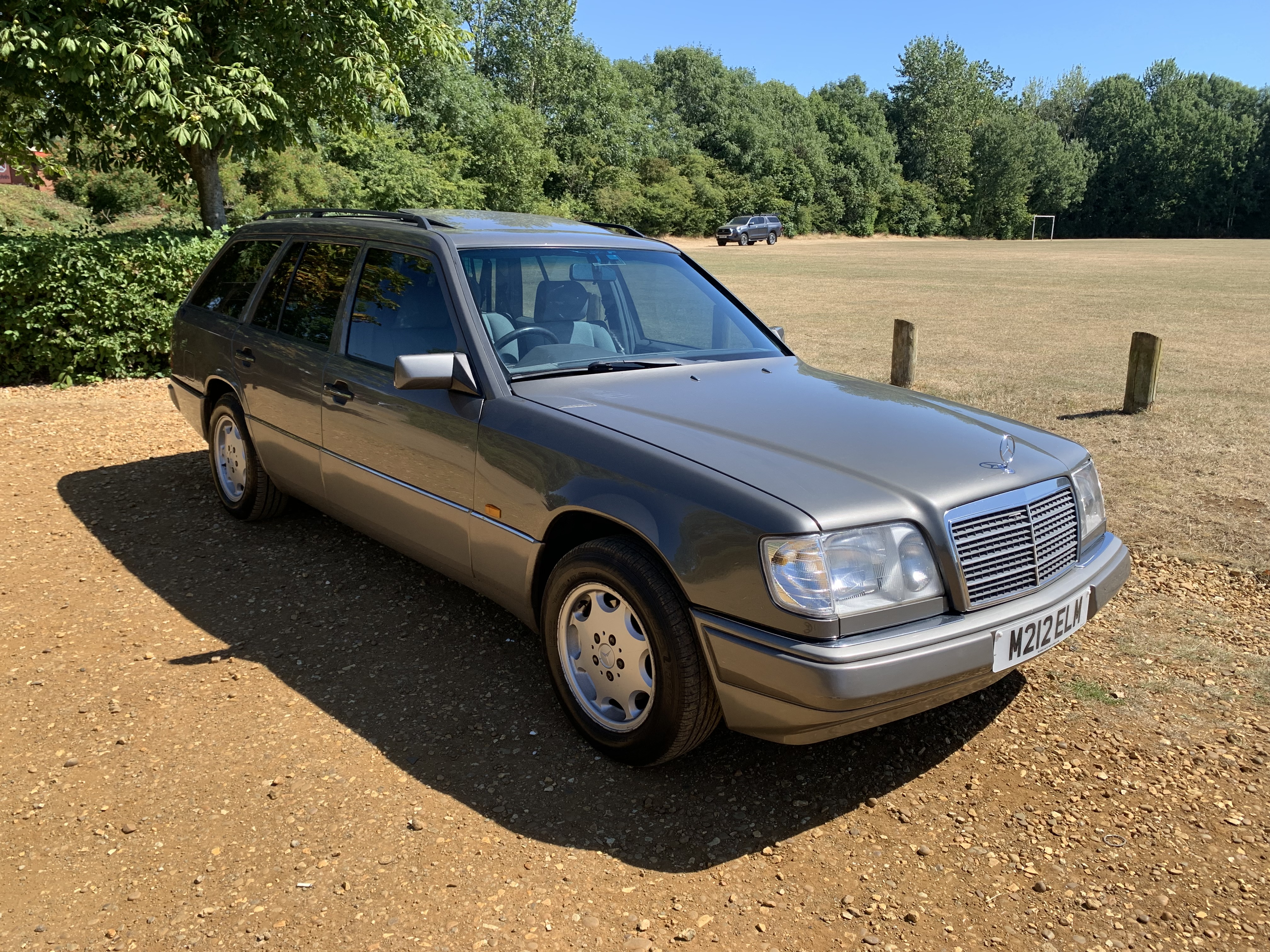 1994 MERCEDES-BENZ (W124) E280
