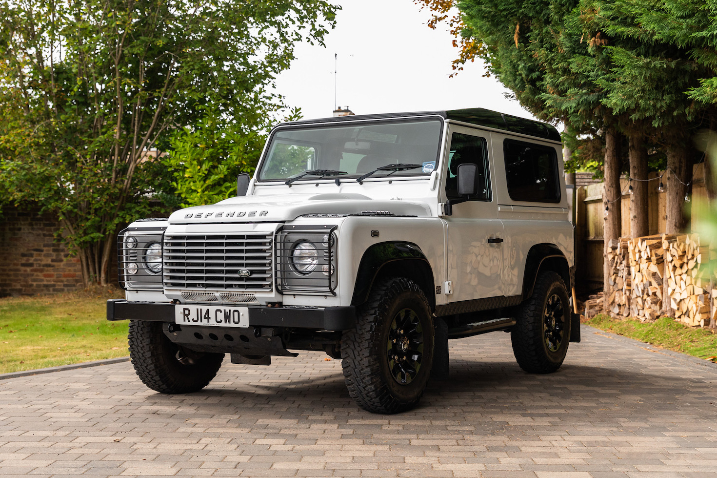 2014 LAND ROVER DEFENDER 90 XS - 11,877 MILES