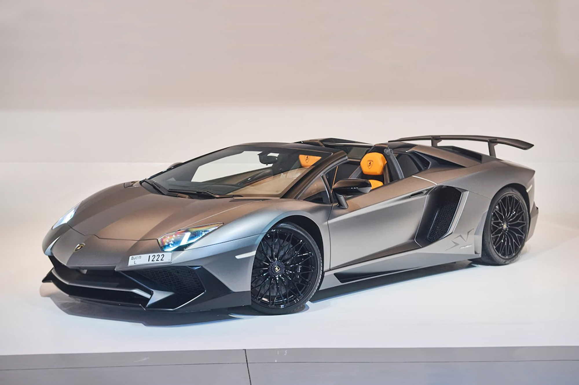 2017 LAMBORGHINI AVENTADOR LP750-4 SV ROADSTER